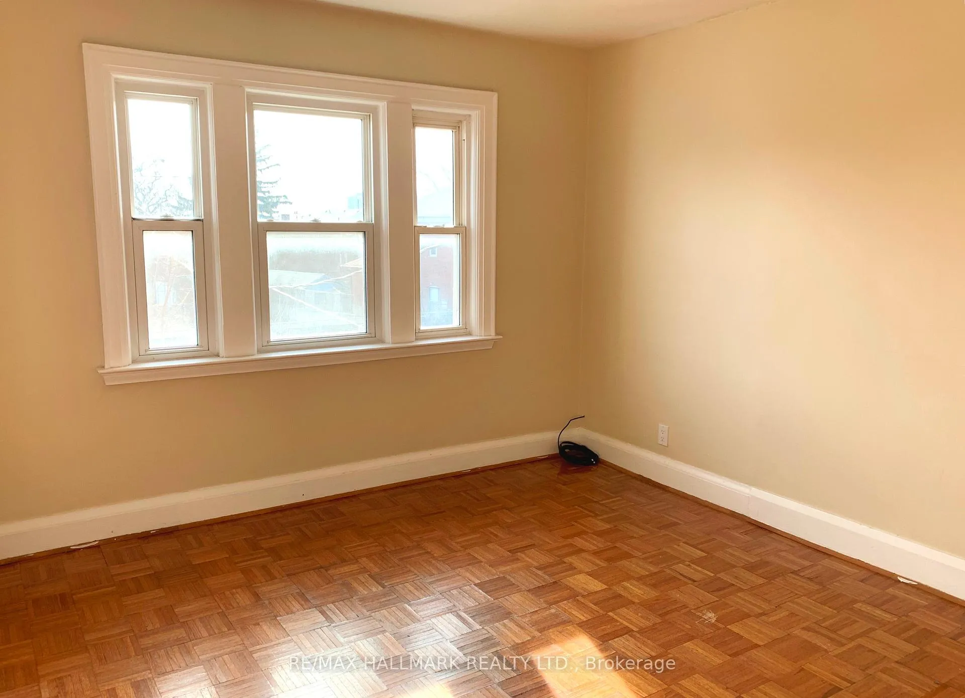 Photo 8 of 327 Vaughan Road, Toronto, Humewood-Cedarvale — HOMEH