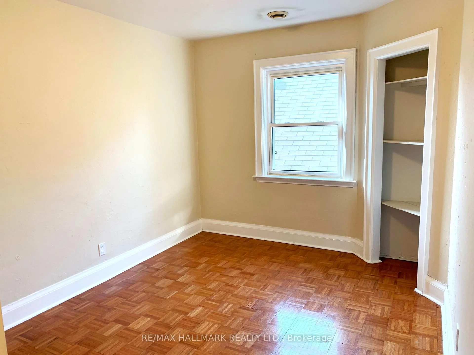 Photo 12 of 327 Vaughan Road, Toronto, Humewood-Cedarvale — HOMEH