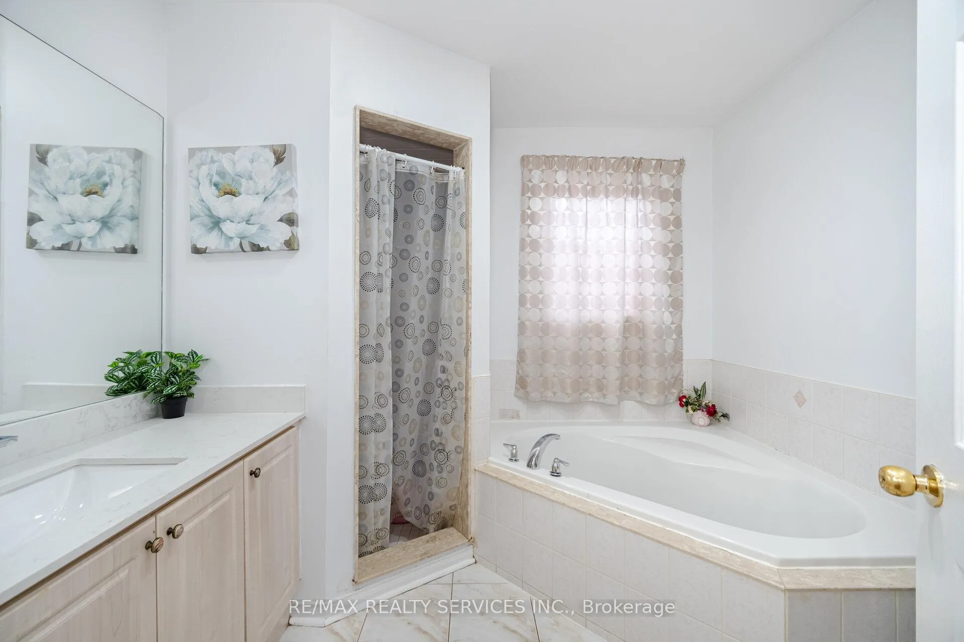 Photo 26 of 28 Wildsky Road, Brampton, Fletcher's Creek South — HOMEH