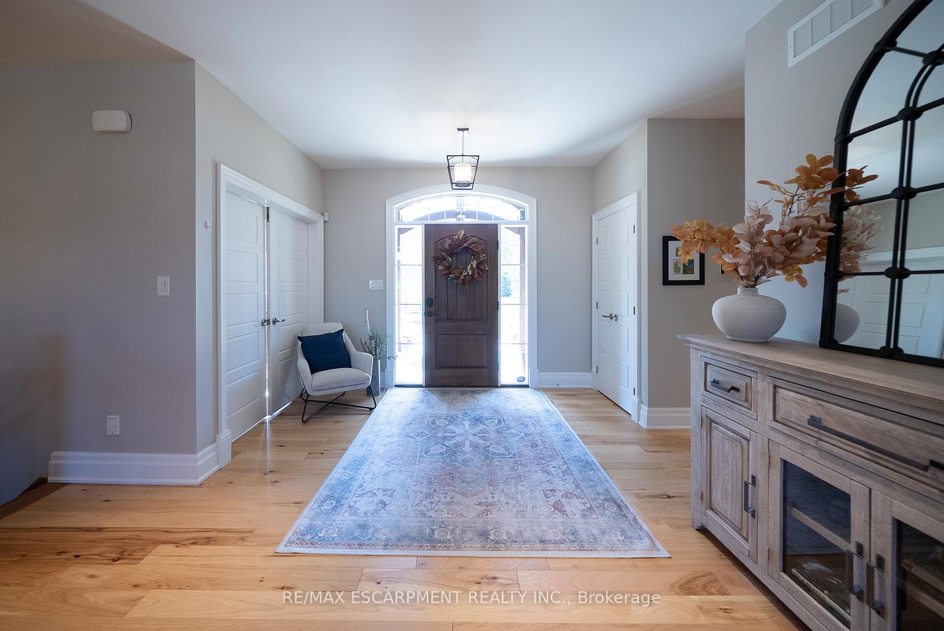 Photo 6 of 523 Blue Lake Road, Brant, South Dumfries — HOMEH