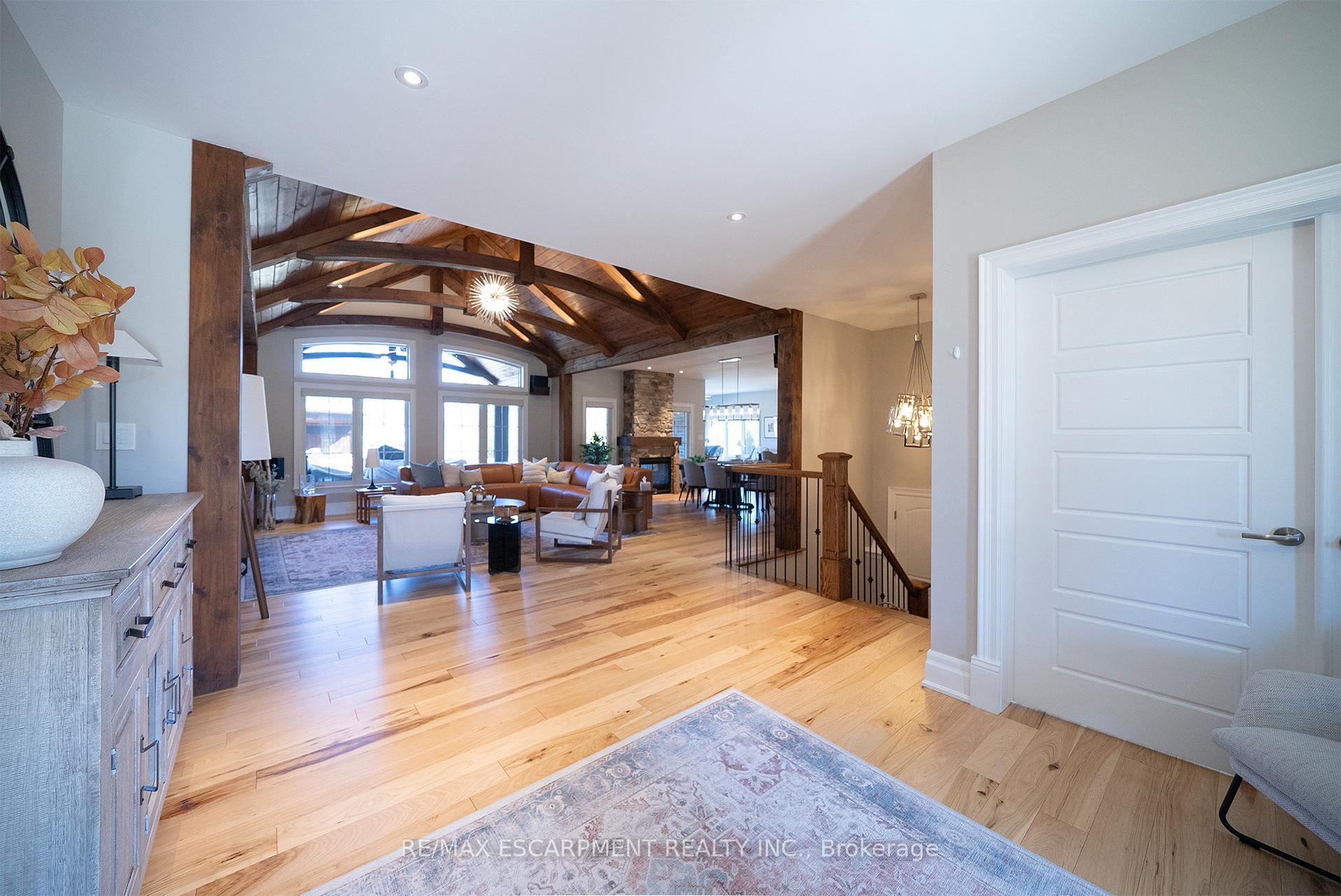 Photo 7 of 523 Blue Lake Road, Brant, South Dumfries — HOMEH