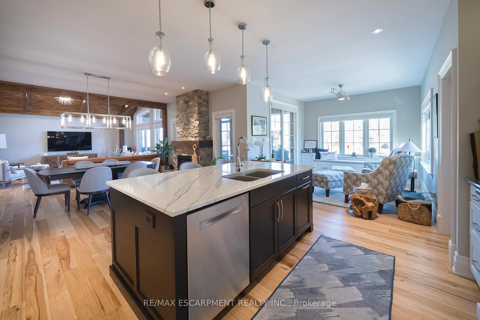 Photo 13 of 523 Blue Lake Road, Brant, South Dumfries — HOMEH