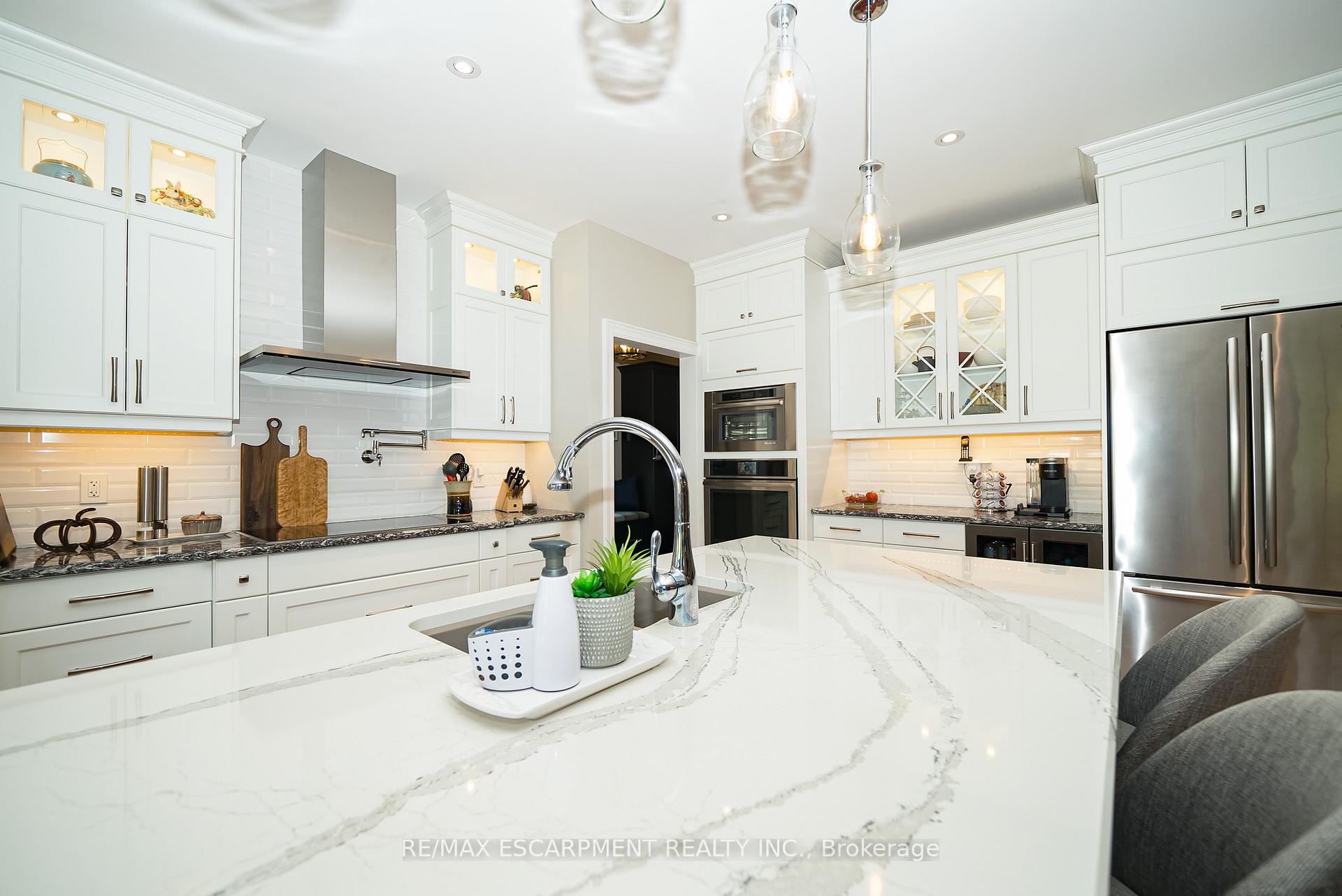 Photo 15 of 523 Blue Lake Road, Brant, South Dumfries — HOMEH