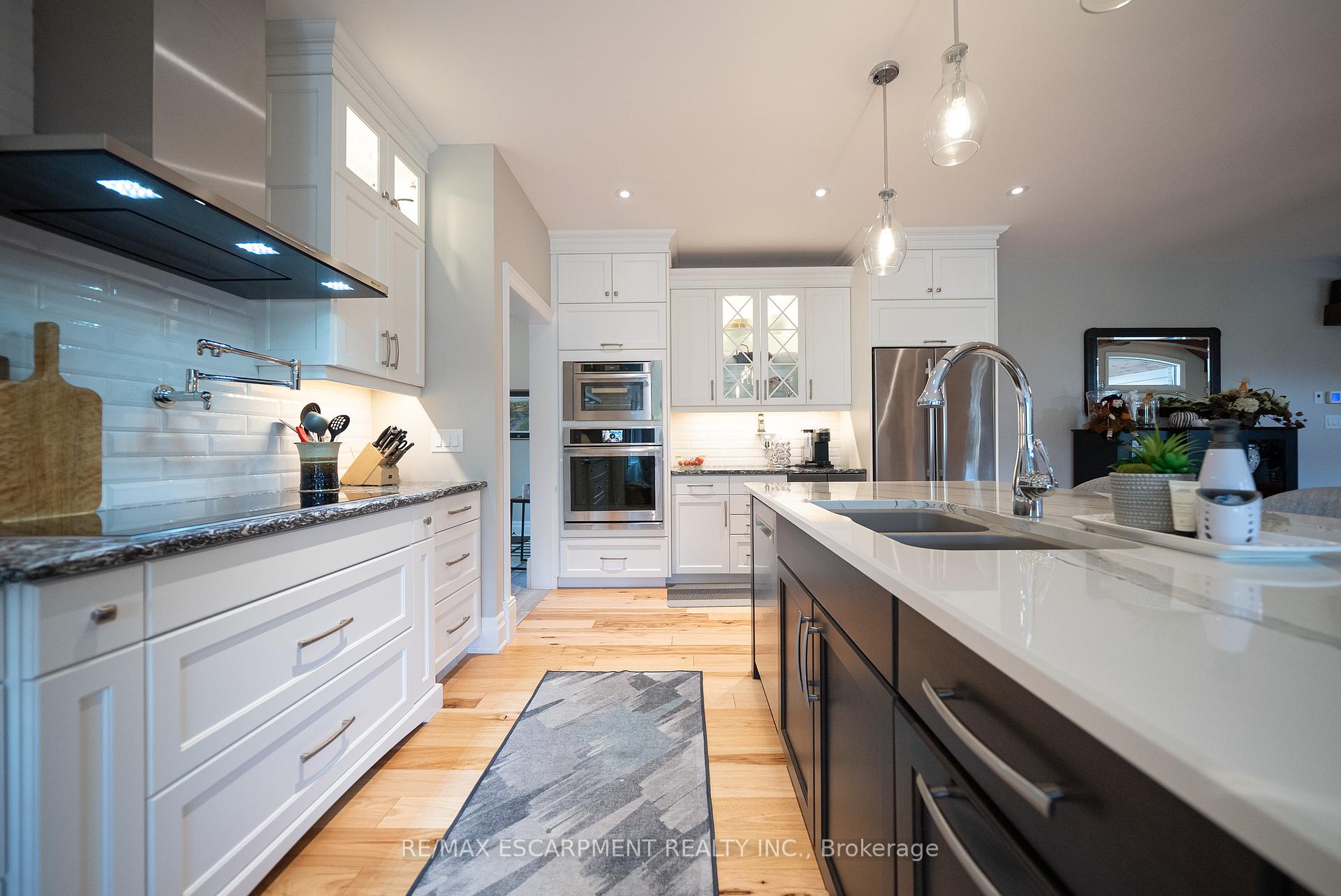 Photo 17 of 523 Blue Lake Road, Brant, South Dumfries — HOMEH