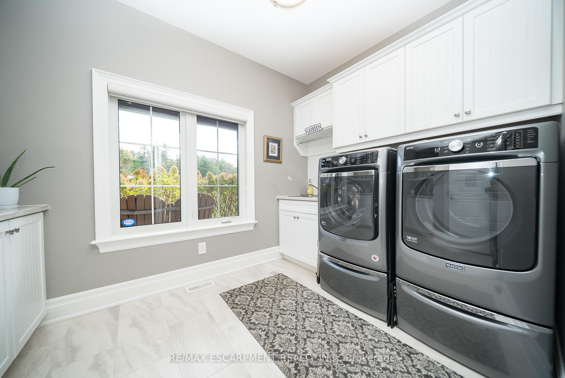 Photo 29 of 523 Blue Lake Road, Brant, South Dumfries — HOMEH