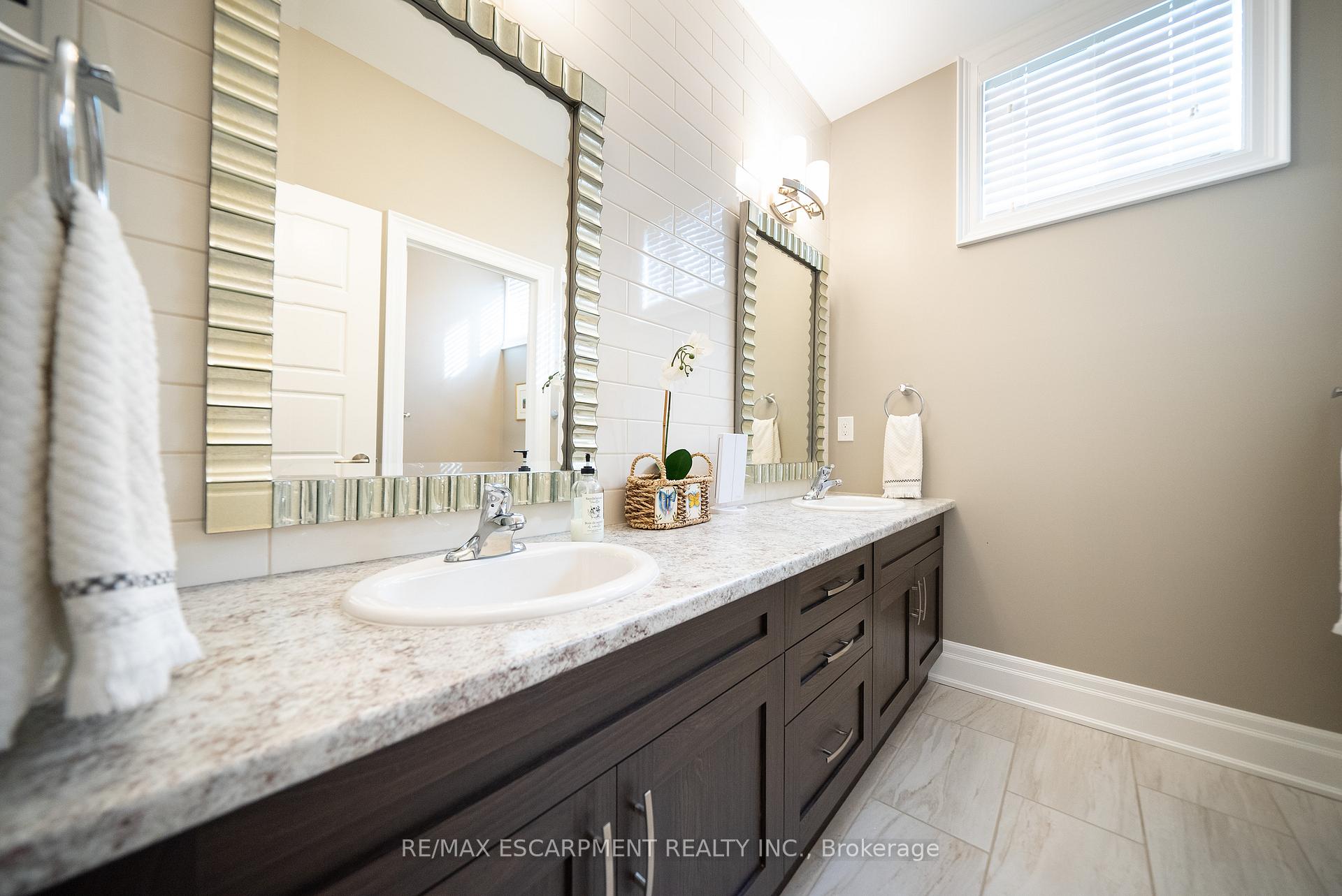 Photo 42 of 523 Blue Lake Road, Brant, South Dumfries — HOMEH