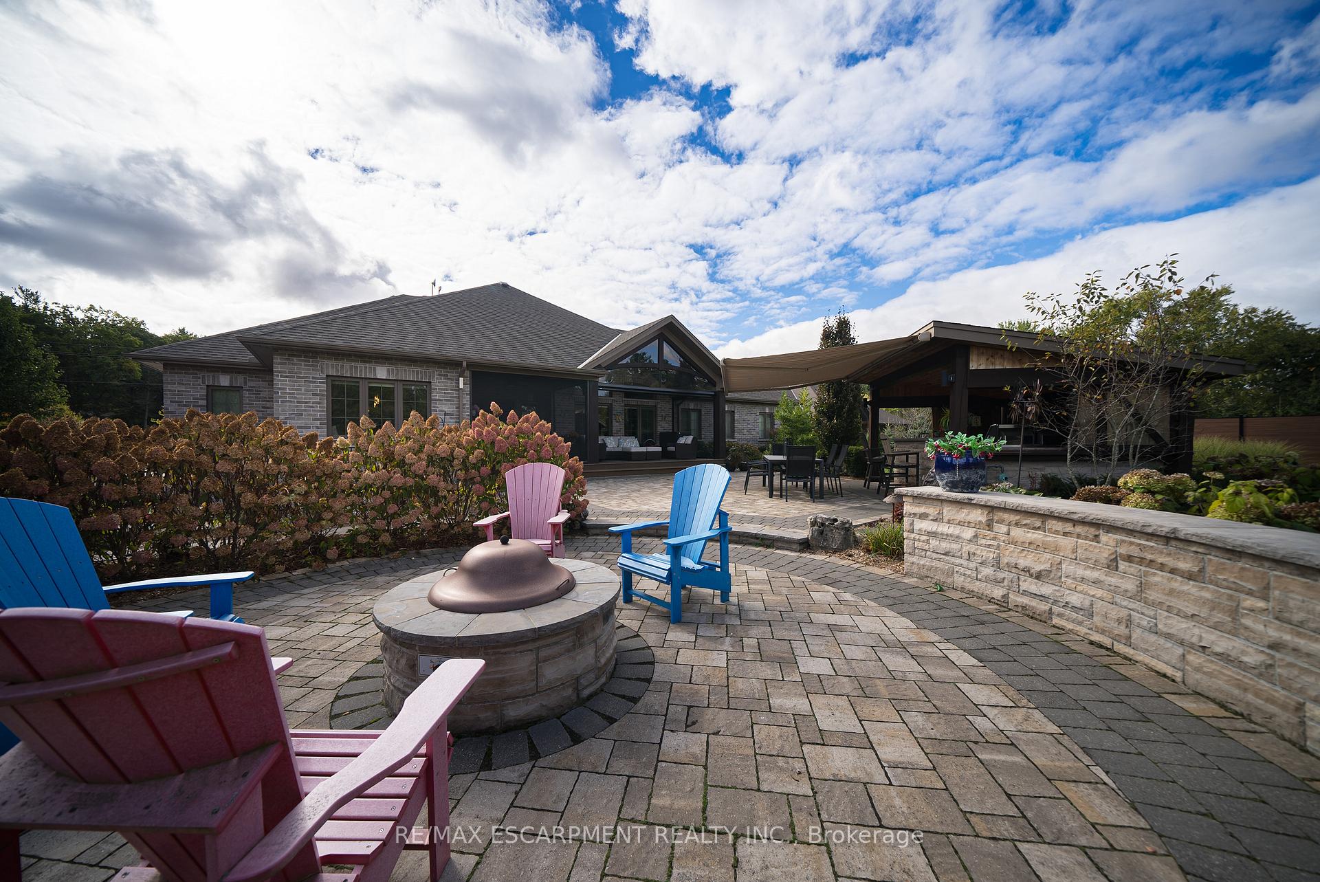Photo 45 of 523 Blue Lake Road, Brant, South Dumfries — HOMEH