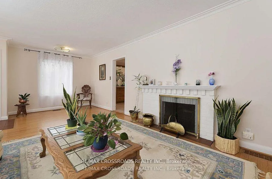 Photo 13 of 1969 Southview Drive, Pickering, Village East — HOMEH