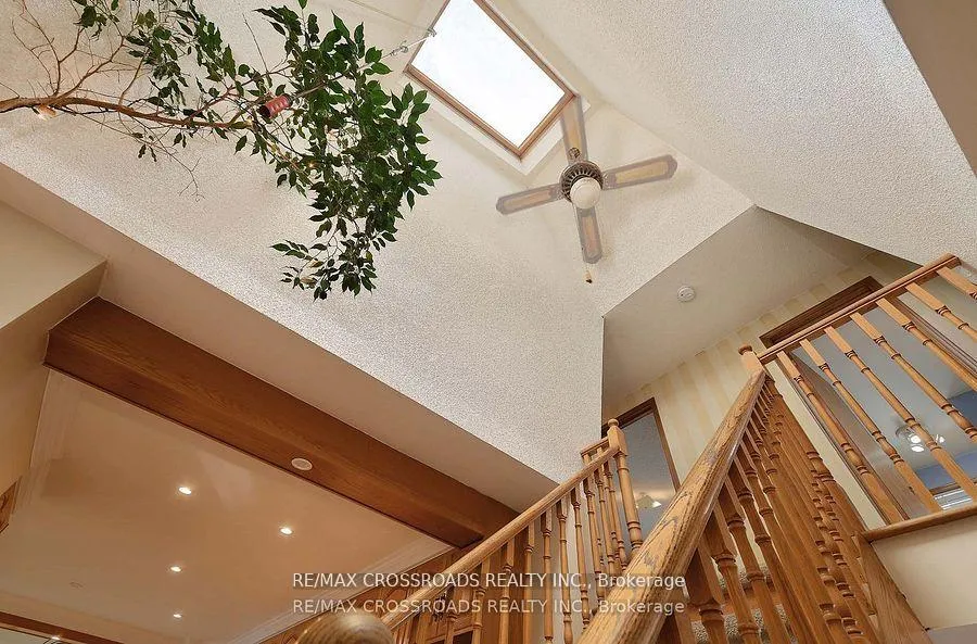 Photo 16 of 1969 Southview Drive, Pickering, Village East — HOMEH