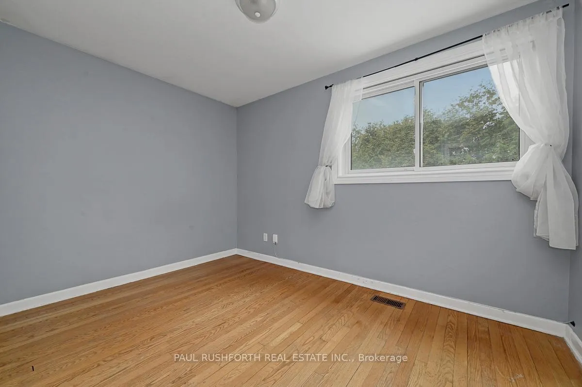 Photo 13 of 892 Baseline Road, Ottawa, City View/Skyline/Fisher Heights/Parkwood Hills — HOMEH