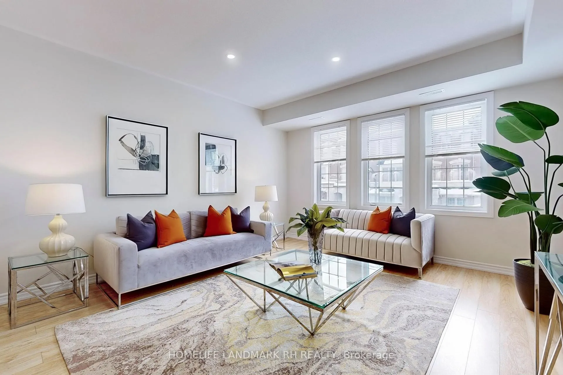 Photo 3 of 22 Robert Joffre Leet Avenue, Markham, Cornell — HOMEH