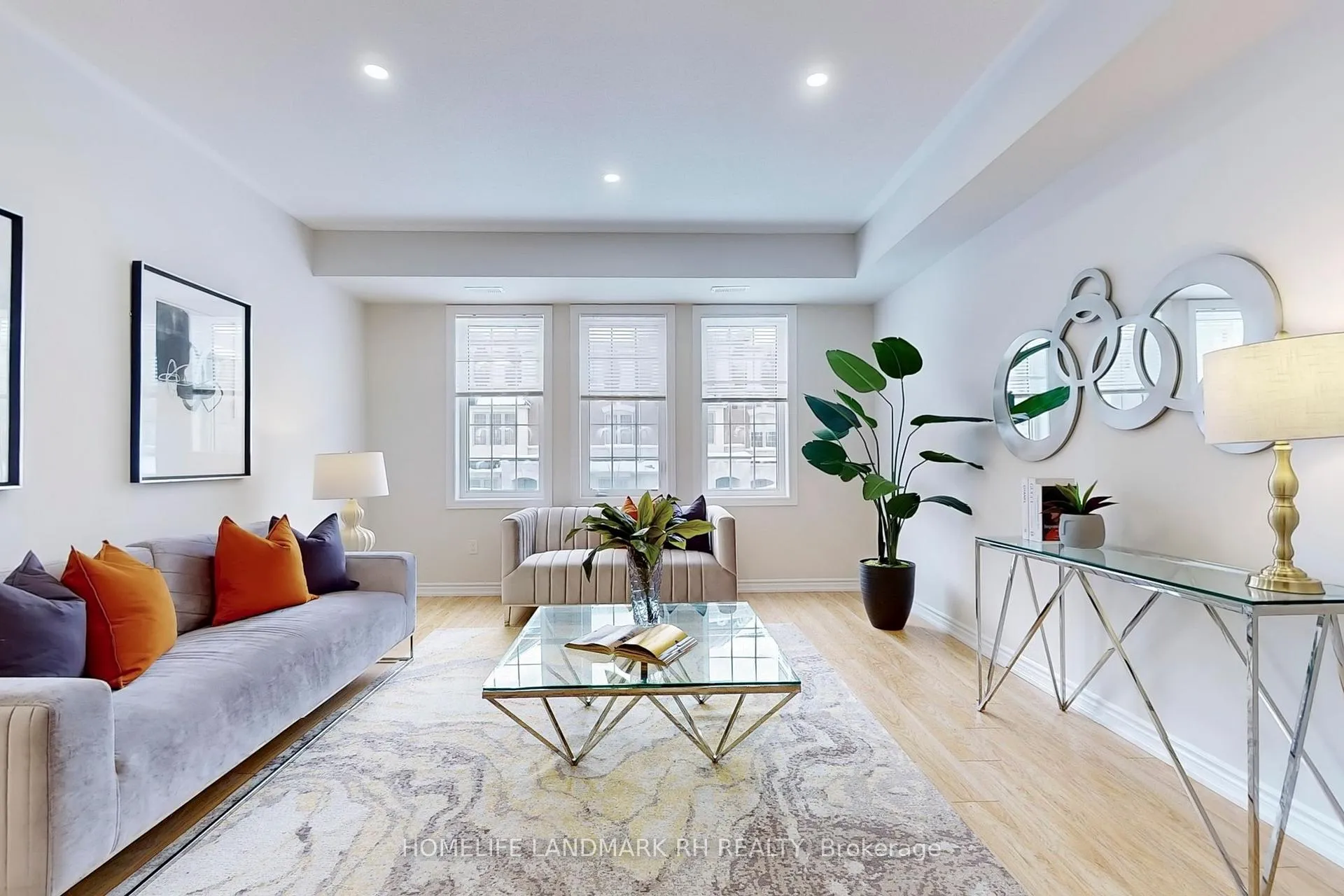 Photo 4 of 22 Robert Joffre Leet Avenue, Markham, Cornell — HOMEH
