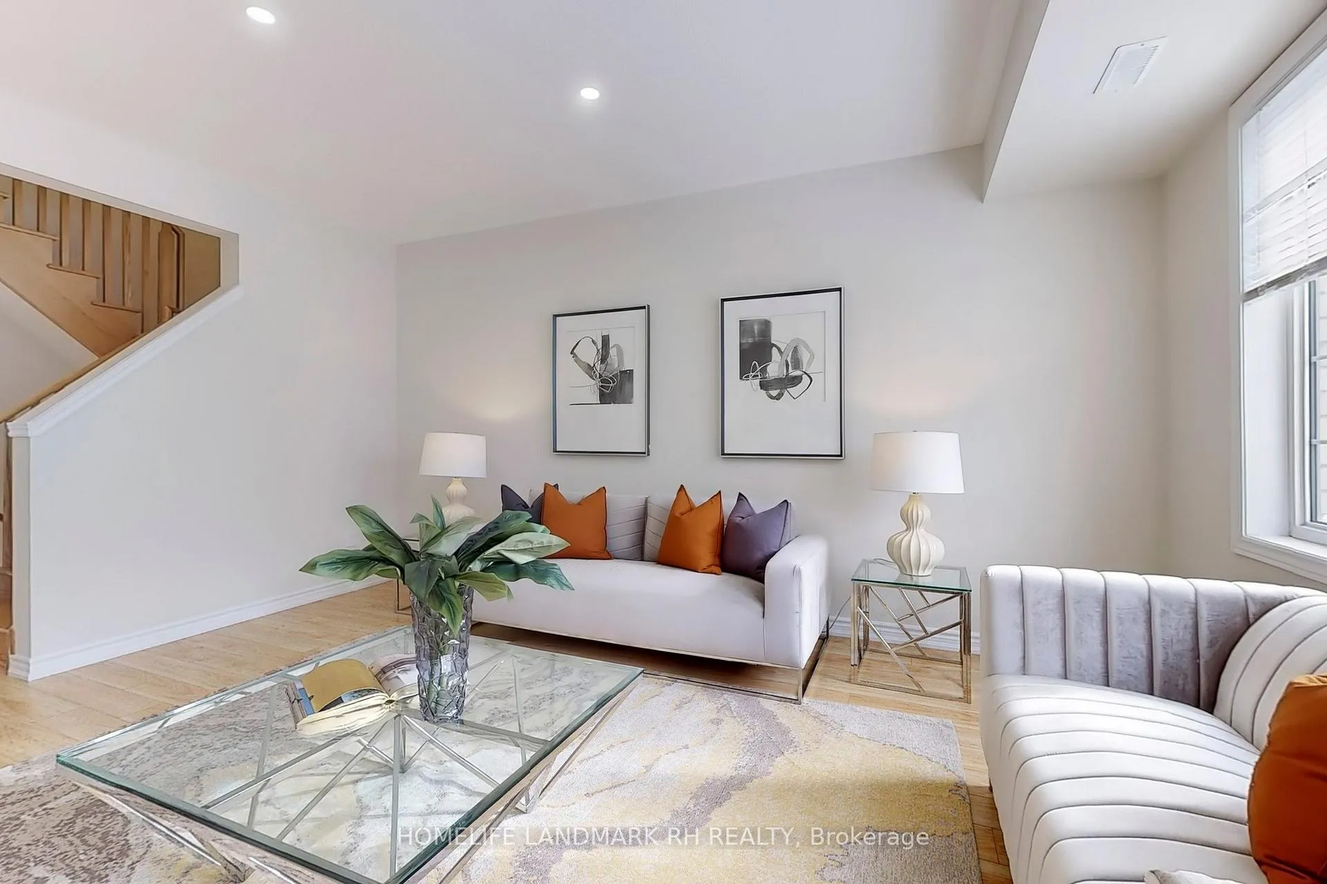 Photo 5 of 22 Robert Joffre Leet Avenue, Markham, Cornell — HOMEH