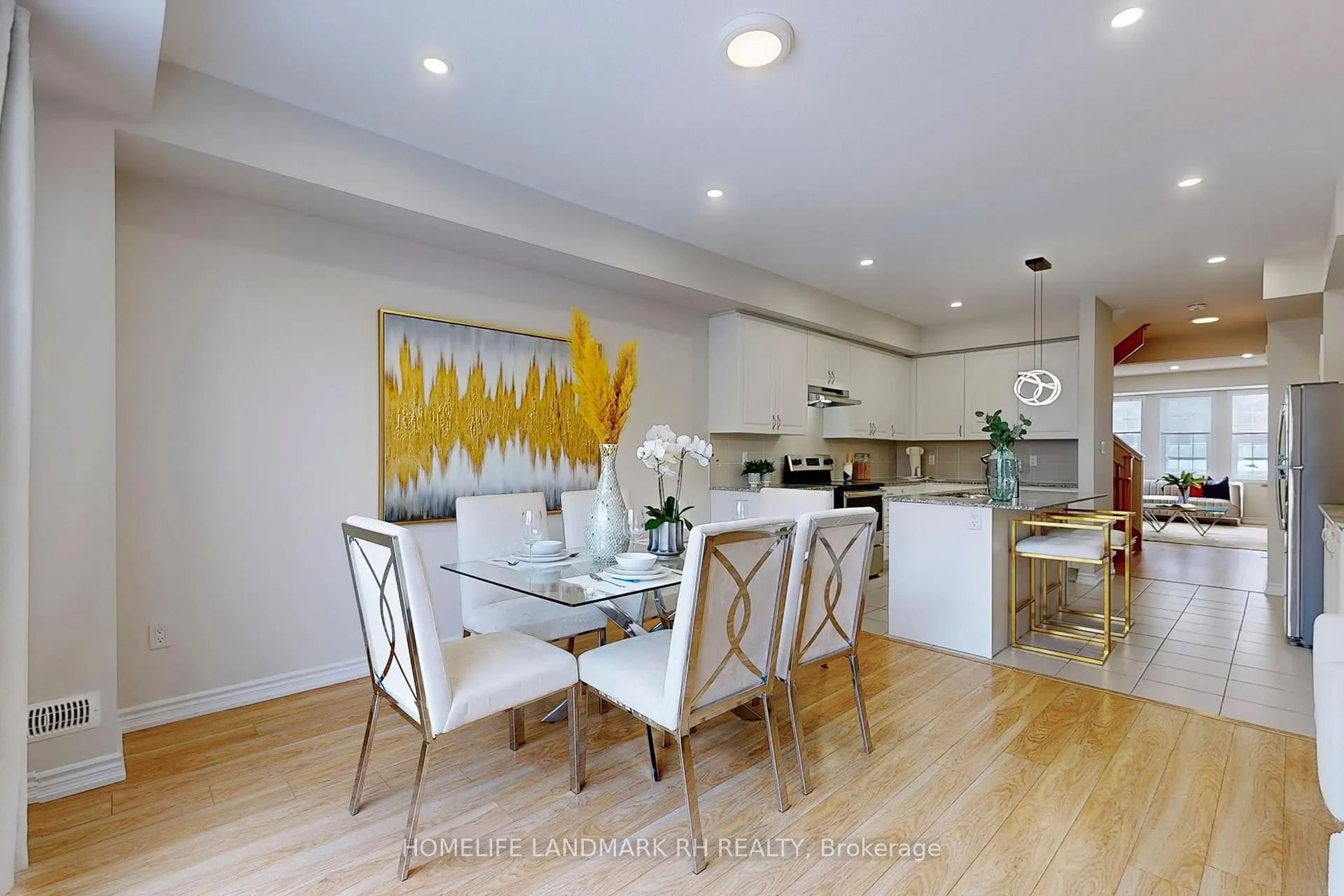 Photo 10 of 22 Robert Joffre Leet Avenue, Markham, Cornell — HOMEH