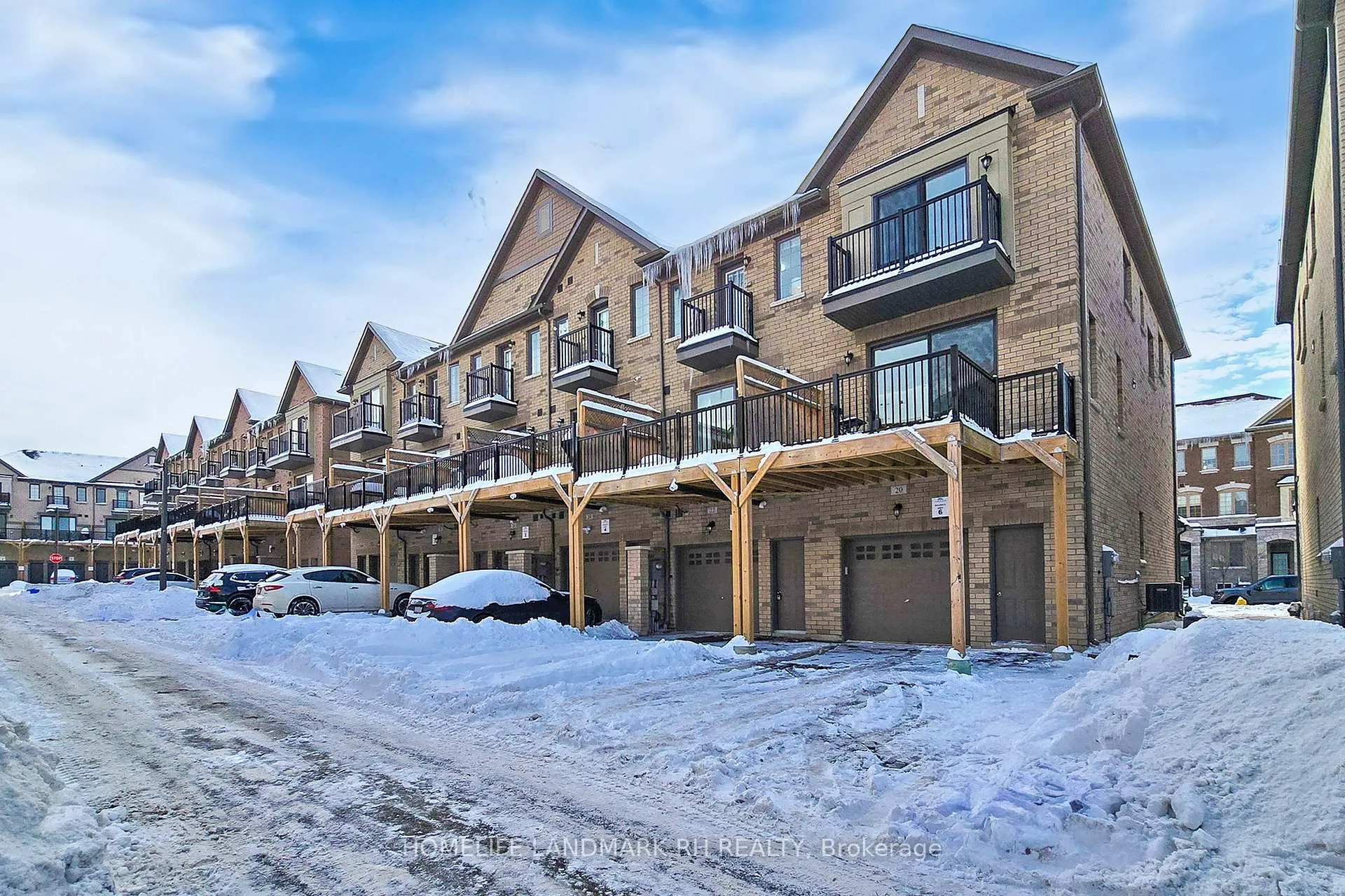 Photo 30 of 22 Robert Joffre Leet Avenue, Markham, Cornell — HOMEH