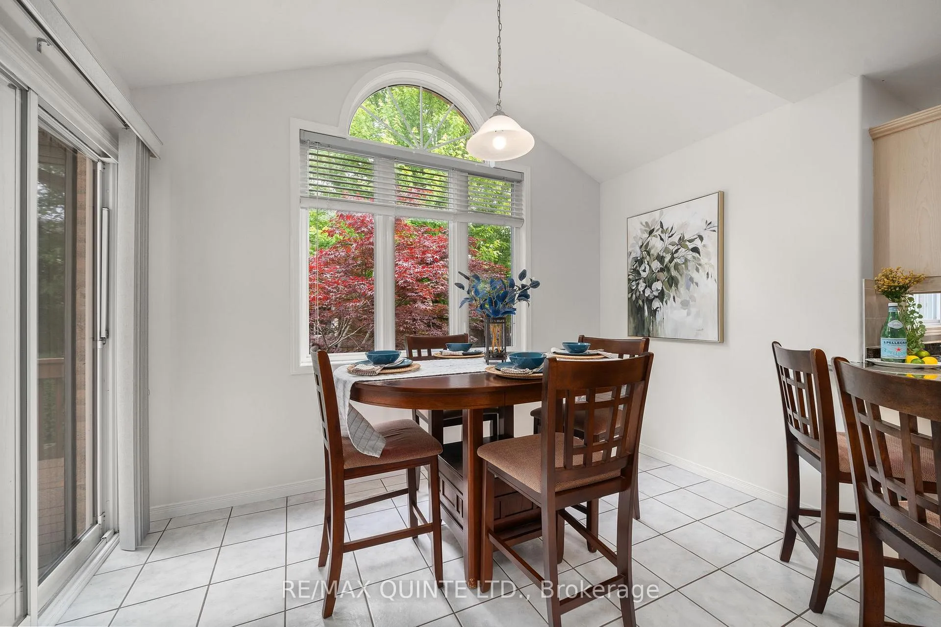 Photo 12 of 14 Hilton Place, Belleville, Belleville Ward — HOMEH