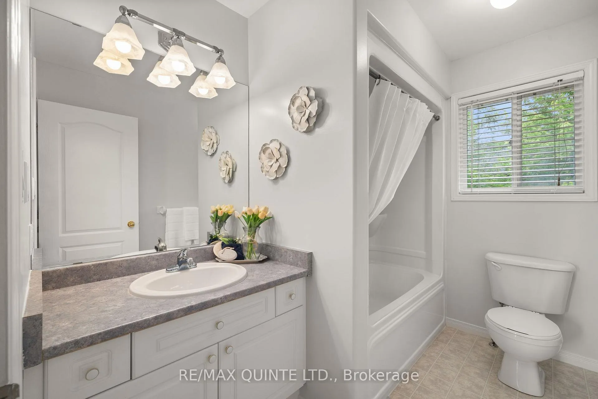 Photo 22 of 14 Hilton Place, Belleville, Belleville Ward — HOMEH