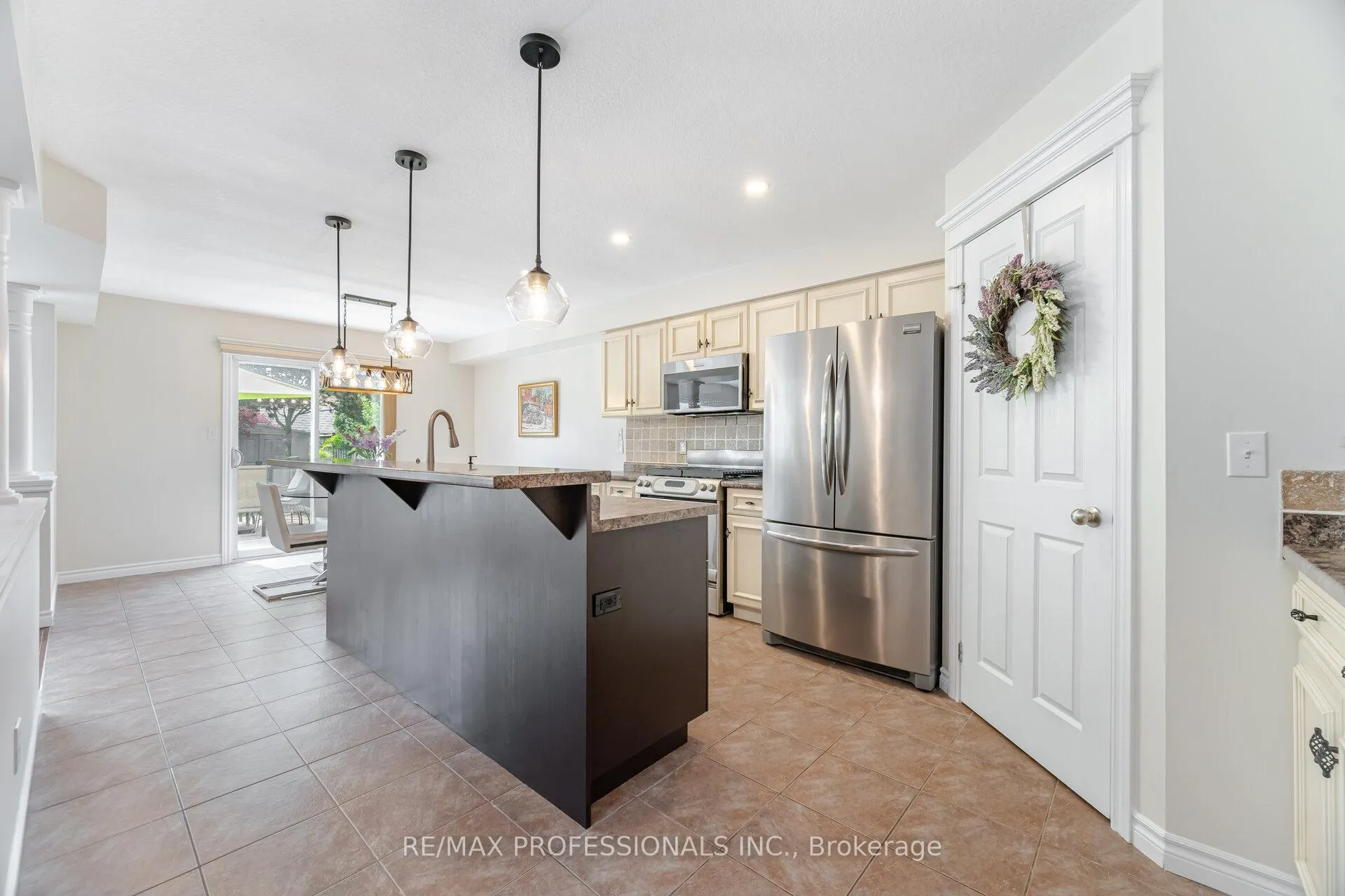 Photo 8 of 273 Ridge Road, Guelph/Eramosa, Rockwood — HOMEH