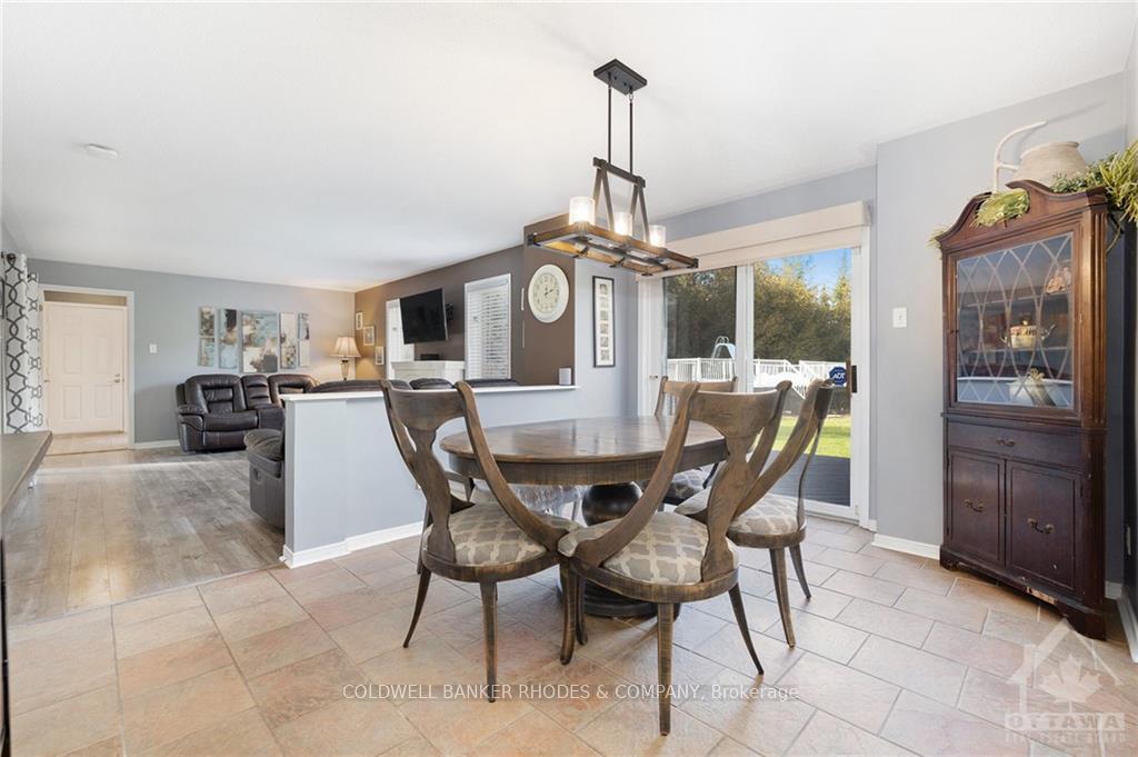 Photo 9 of 132 Corkery Woods Drive, Ottawa, Huntley Ward (North West) — HOMEH