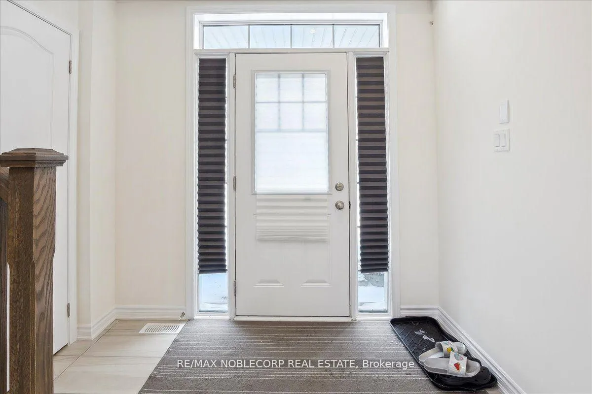 Photo 7 of 27 Abby Drive W, Wasaga Beach — HOMEH