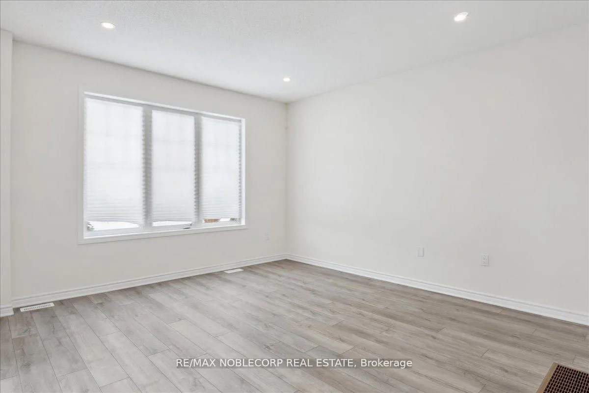 Photo 18 of 27 Abby Drive W, Wasaga Beach — HOMEH