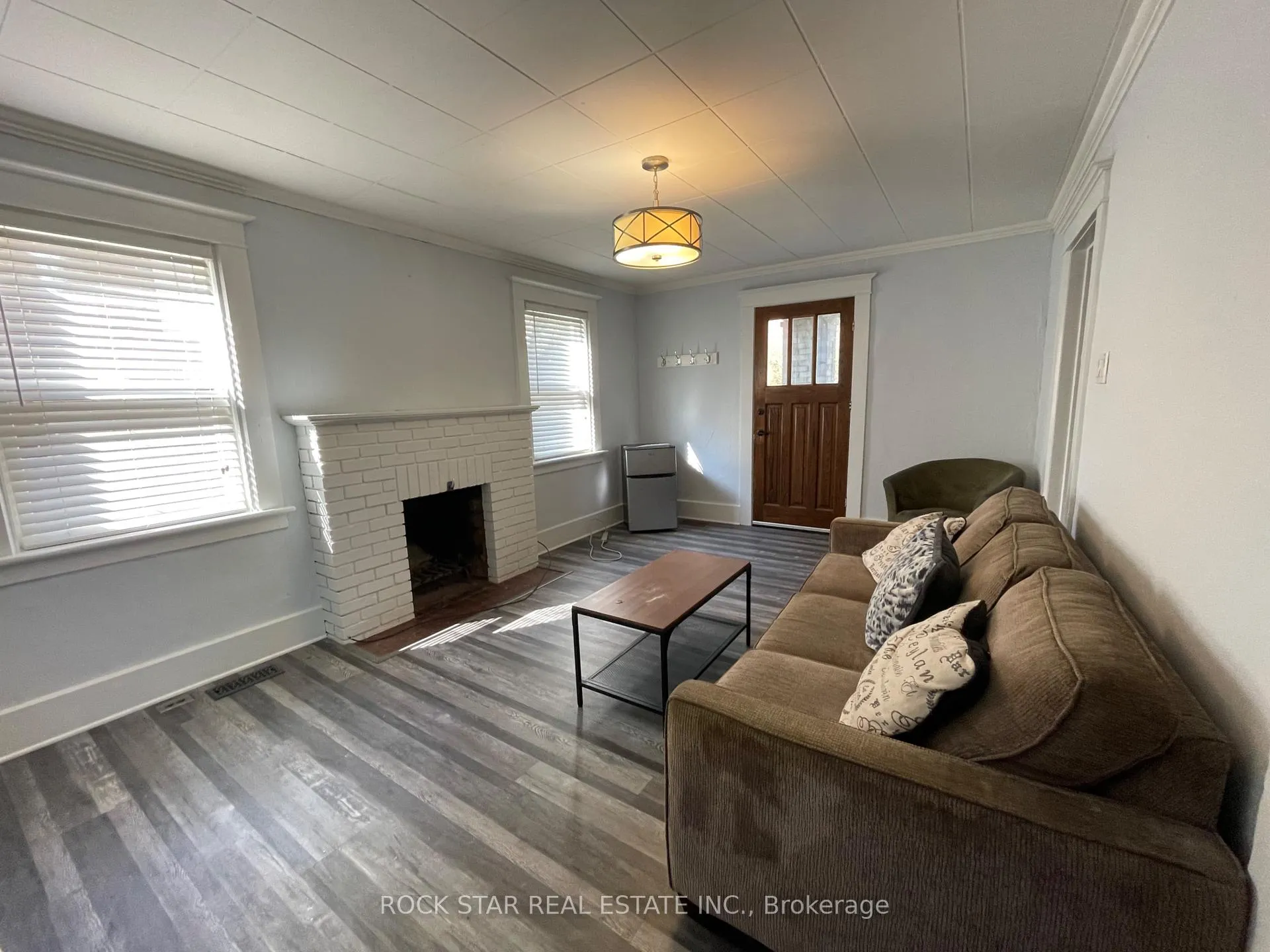 Photo 3 of 59 Laurel Street, Waterloo, Downtown Waterloo — HOMEH