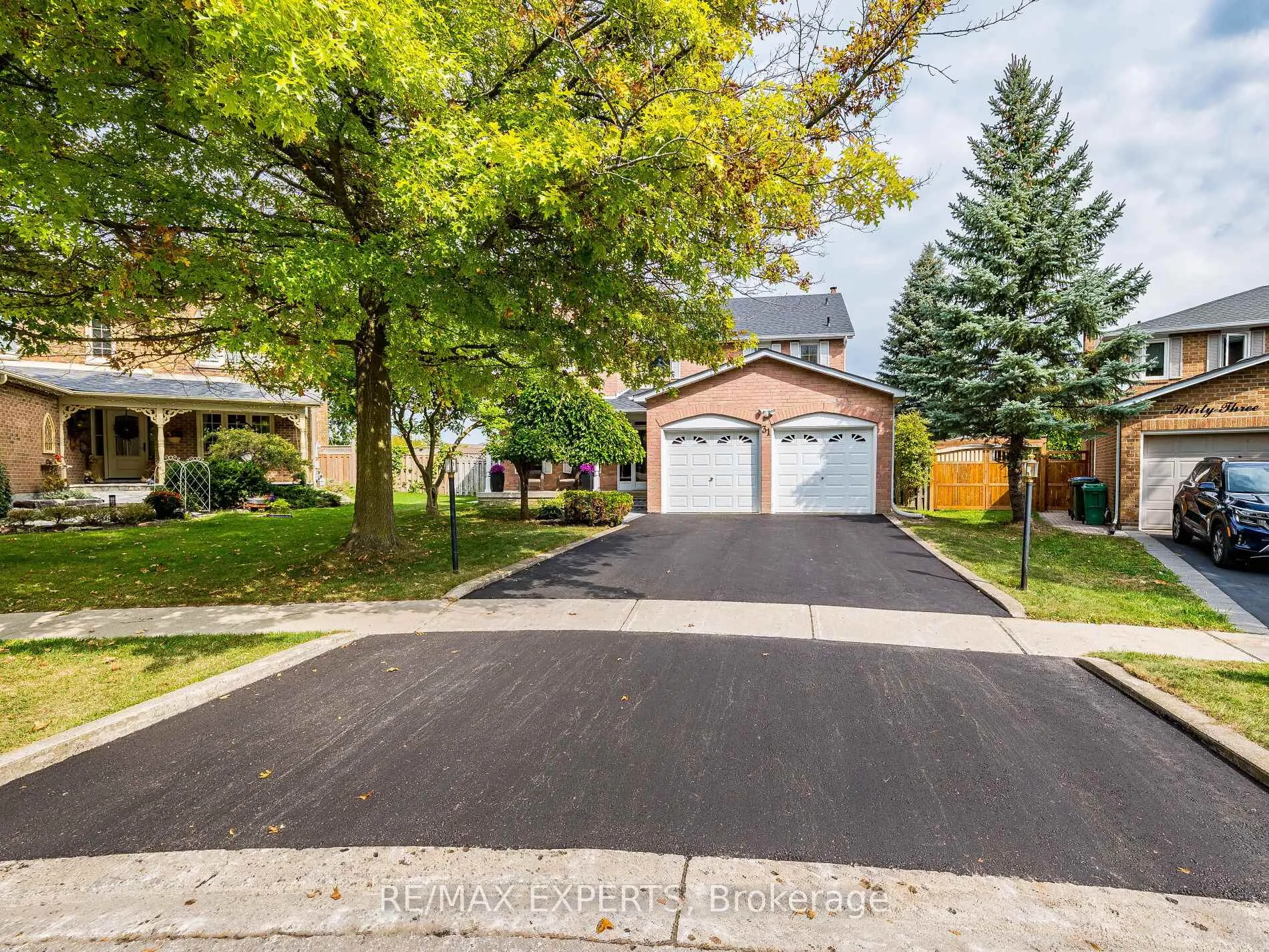 Photo 3 of 31 Mccabe Crescent, Caledon, Bolton North — HOMEH