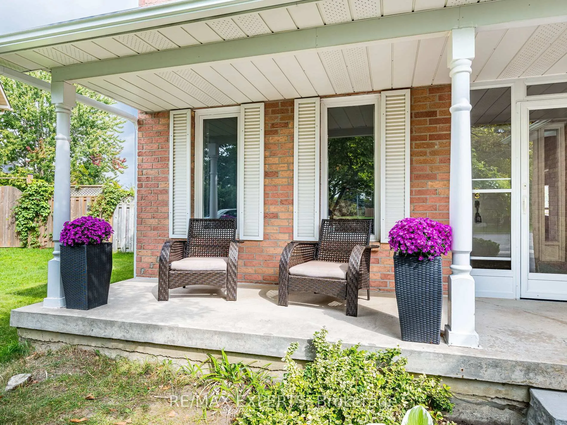 Photo 6 of 31 Mccabe Crescent, Caledon, Bolton North — HOMEH