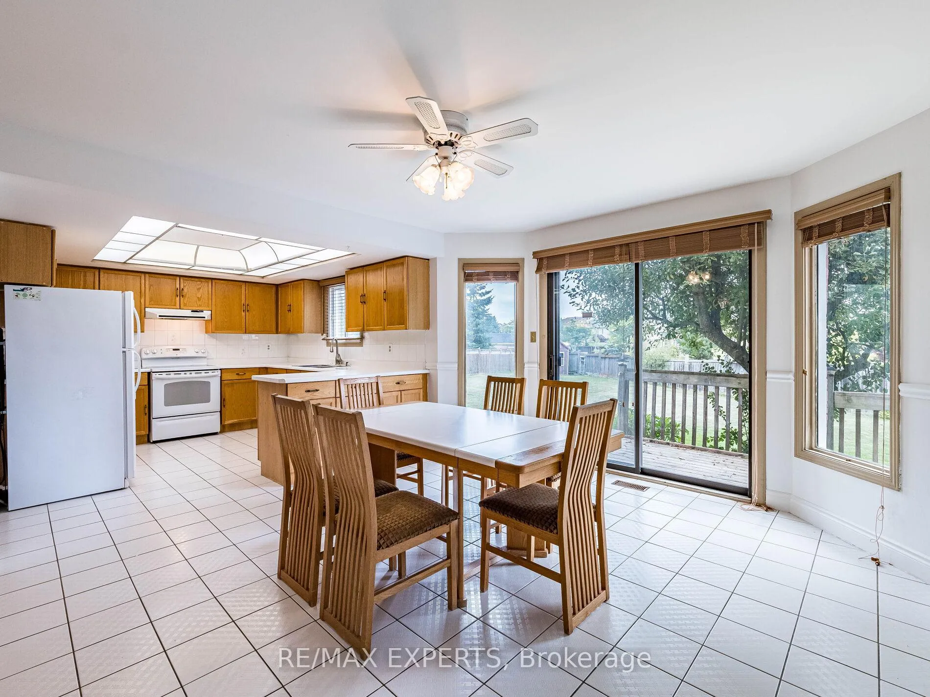 Photo 18 of 31 Mccabe Crescent, Caledon, Bolton North — HOMEH