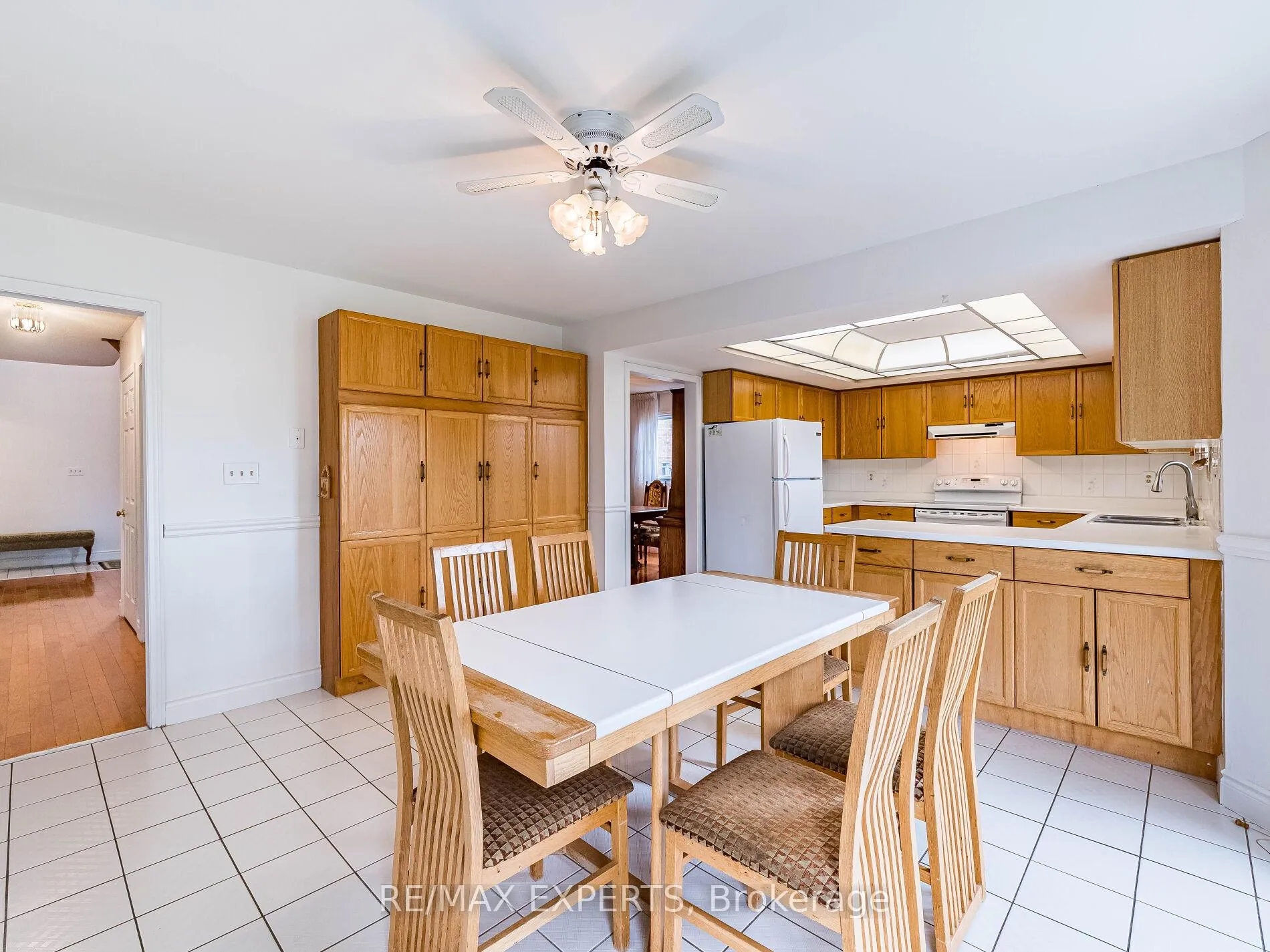 Photo 19 of 31 Mccabe Crescent, Caledon, Bolton North — HOMEH