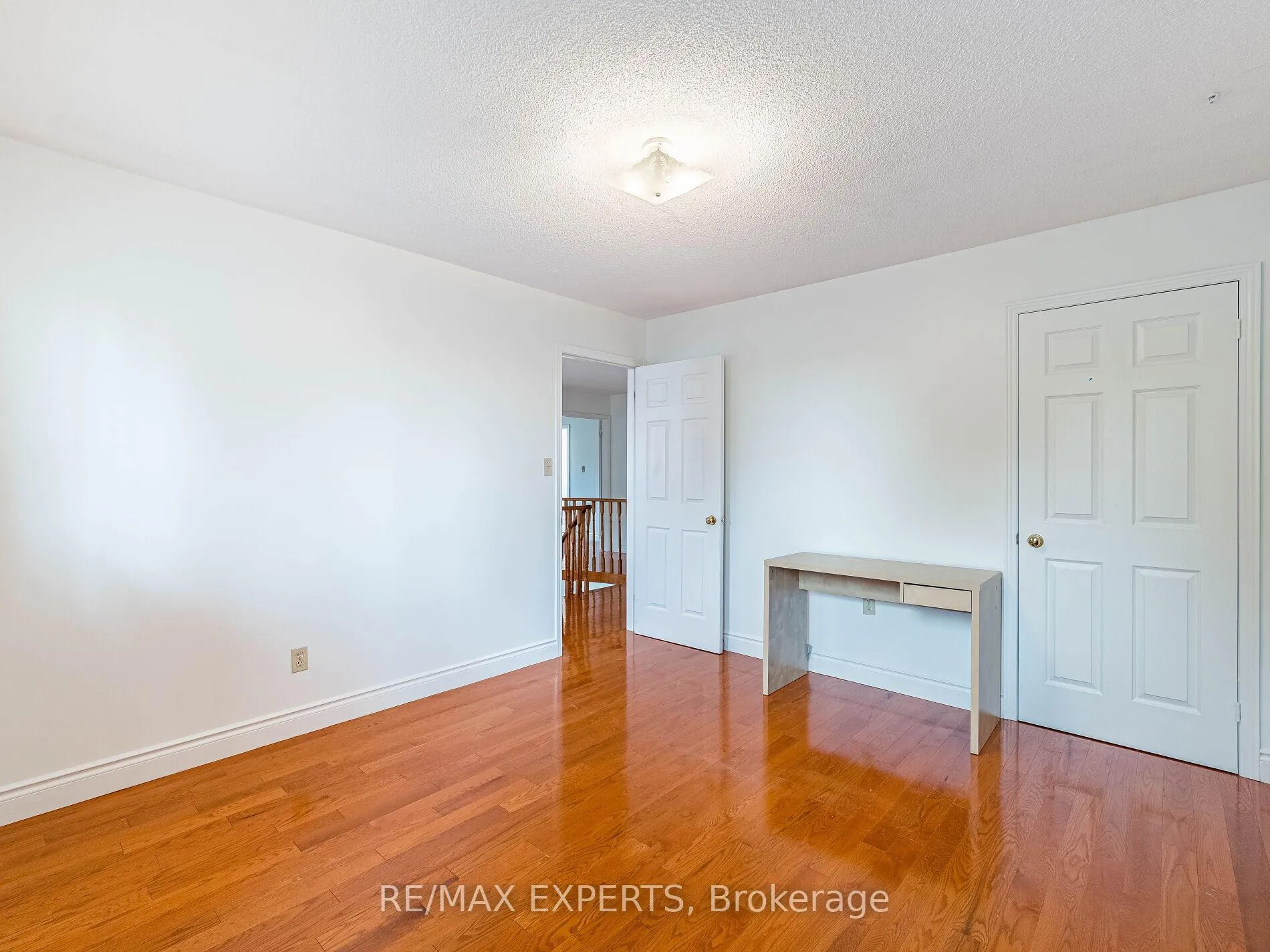 Photo 33 of 31 Mccabe Crescent, Caledon, Bolton North — HOMEH