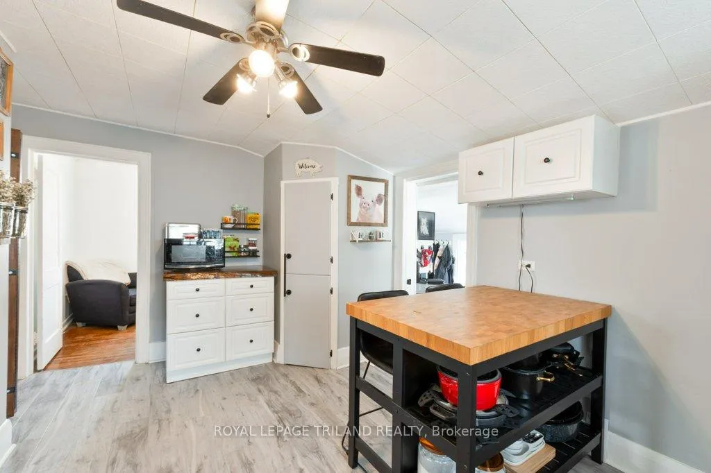 Photo 18 of 80 Edward Street, St. Thomas — HOMEH