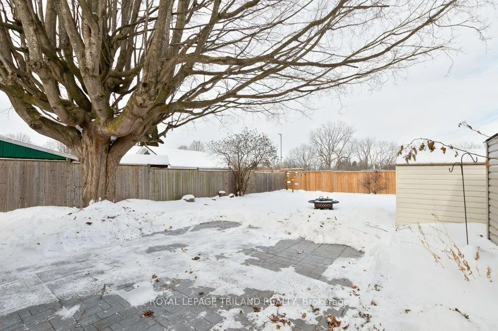 Photo 33 of 80 Edward Street, St. Thomas — HOMEH