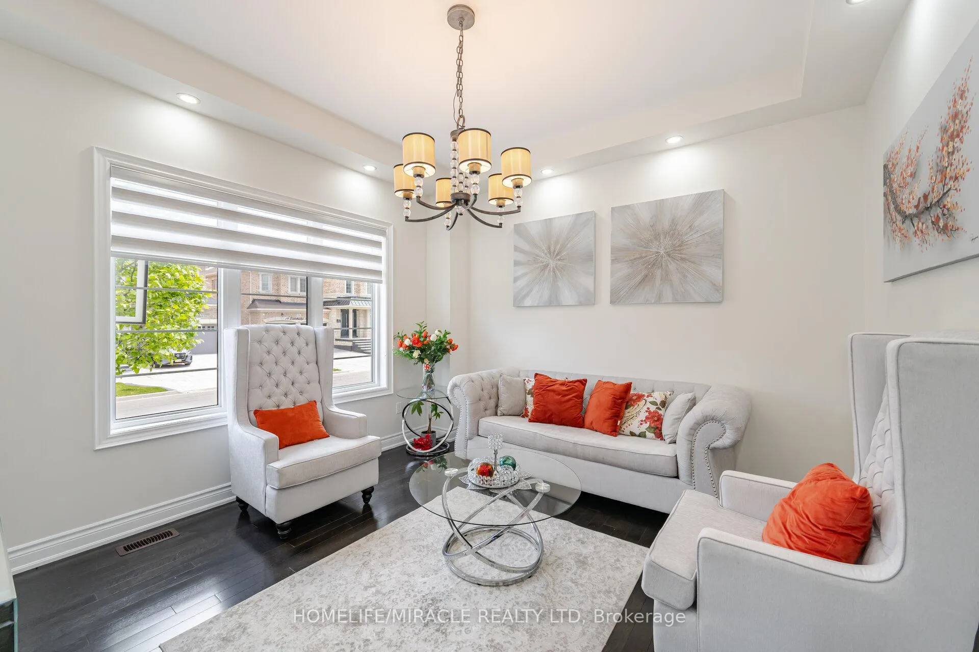 Photo 4 of 20 Elderbridge Road, Brampton, Toronto Gore Rural Estate — HOMEH