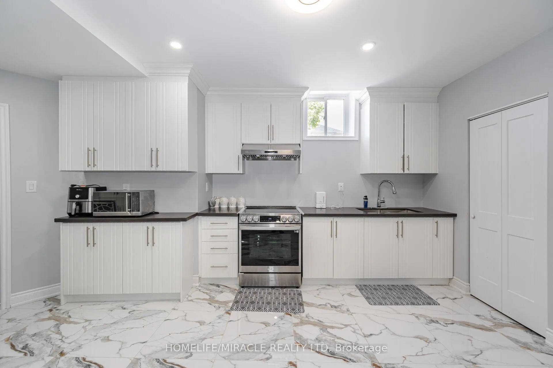 Photo 31 of 20 Elderbridge Road, Brampton, Toronto Gore Rural Estate — HOMEH
