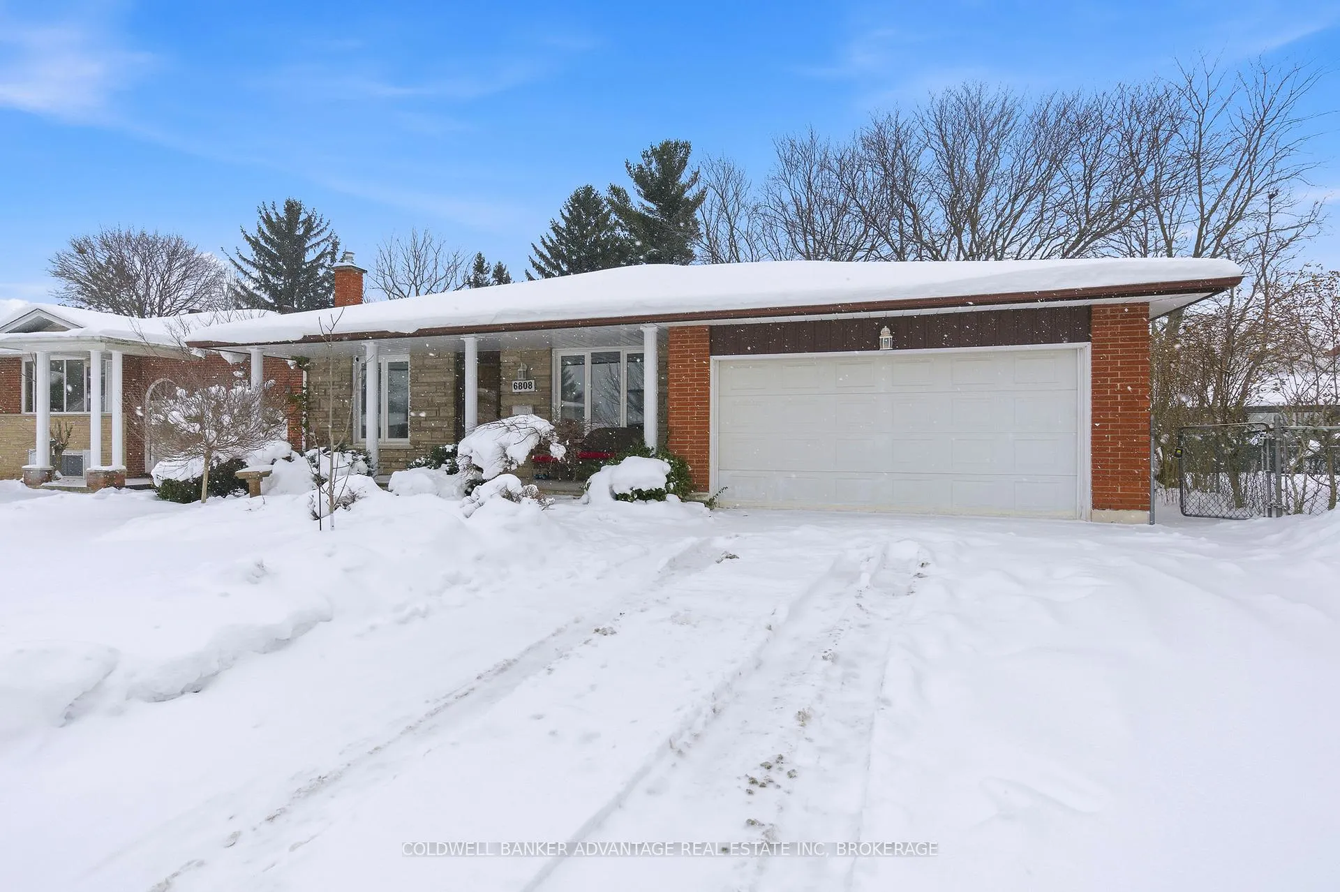Photo 2 of 6808 Corwin Crescent, Niagara Falls, Dorchester — HOMEH