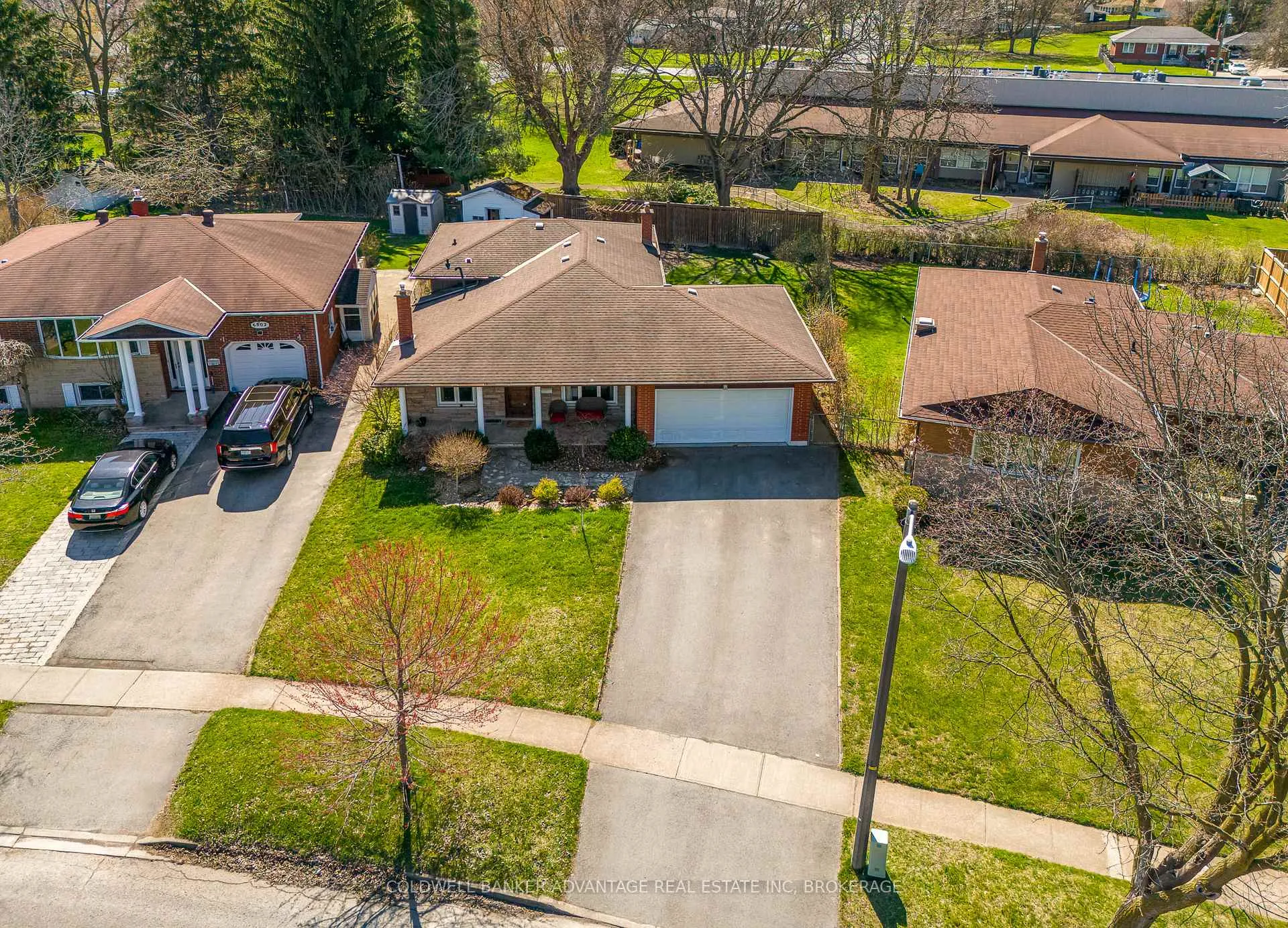 Photo 11 of 6808 Corwin Crescent, Niagara Falls, Dorchester — HOMEH