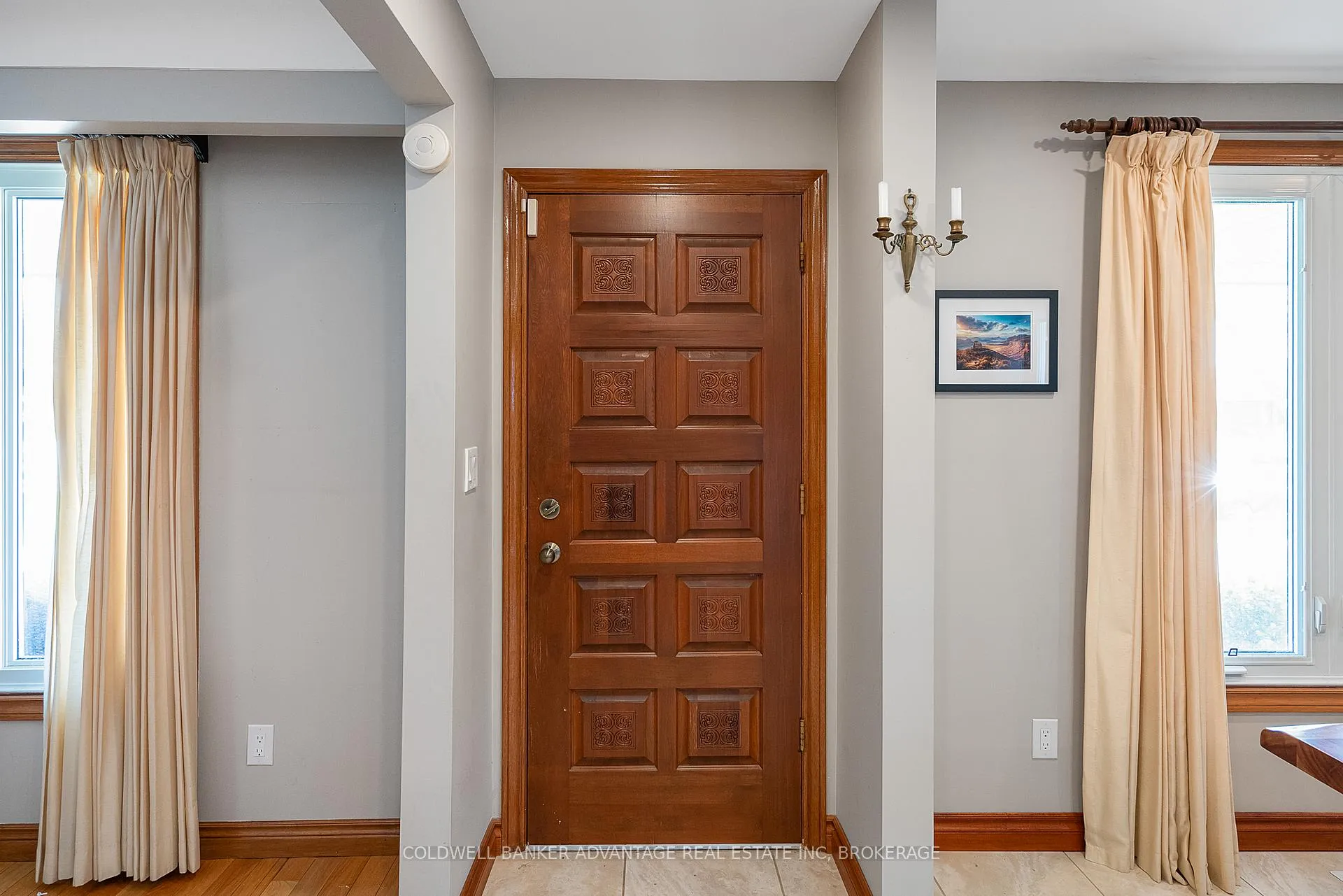 Photo 13 of 6808 Corwin Crescent, Niagara Falls, Dorchester — HOMEH