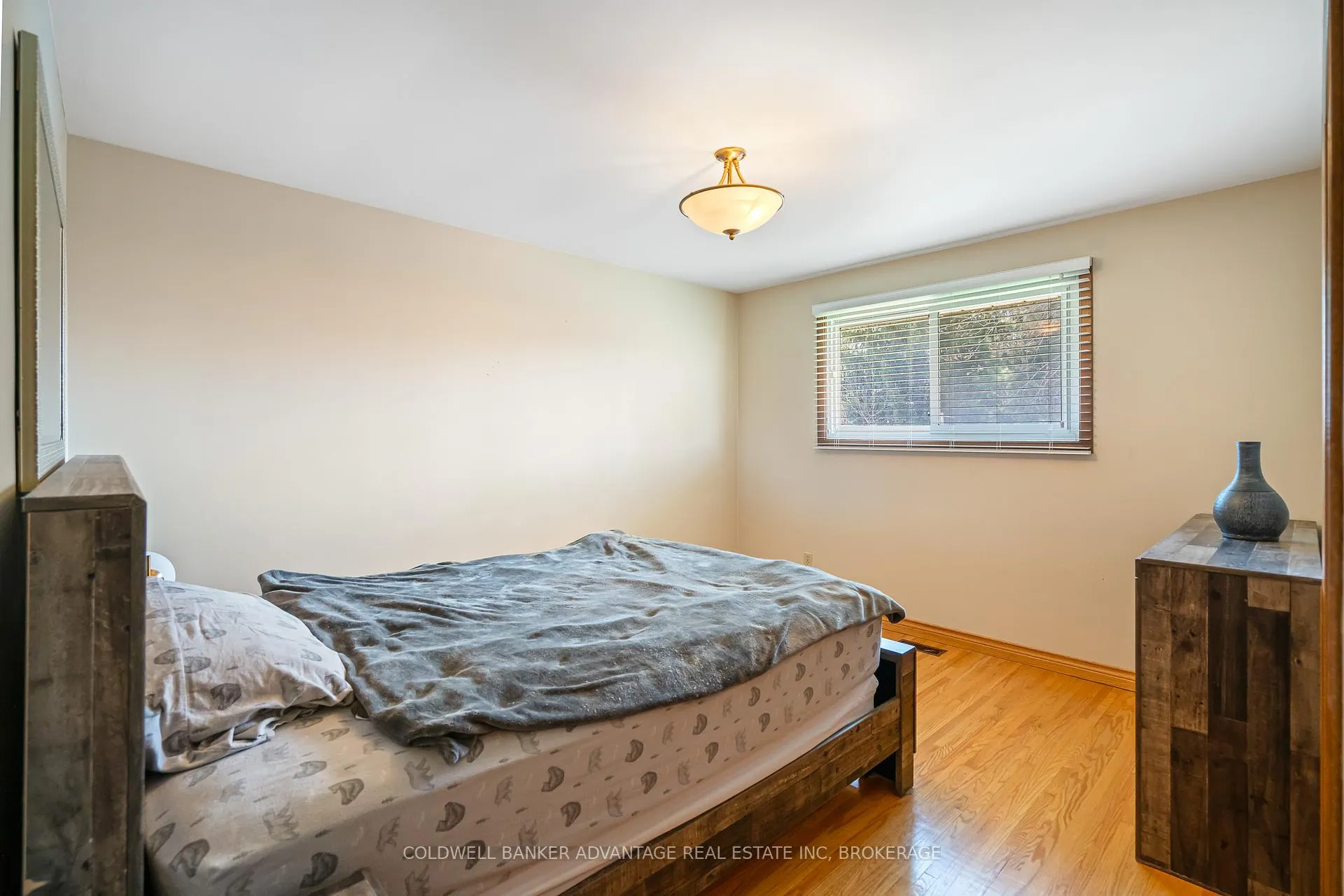 Photo 24 of 6808 Corwin Crescent, Niagara Falls, Dorchester — HOMEH
