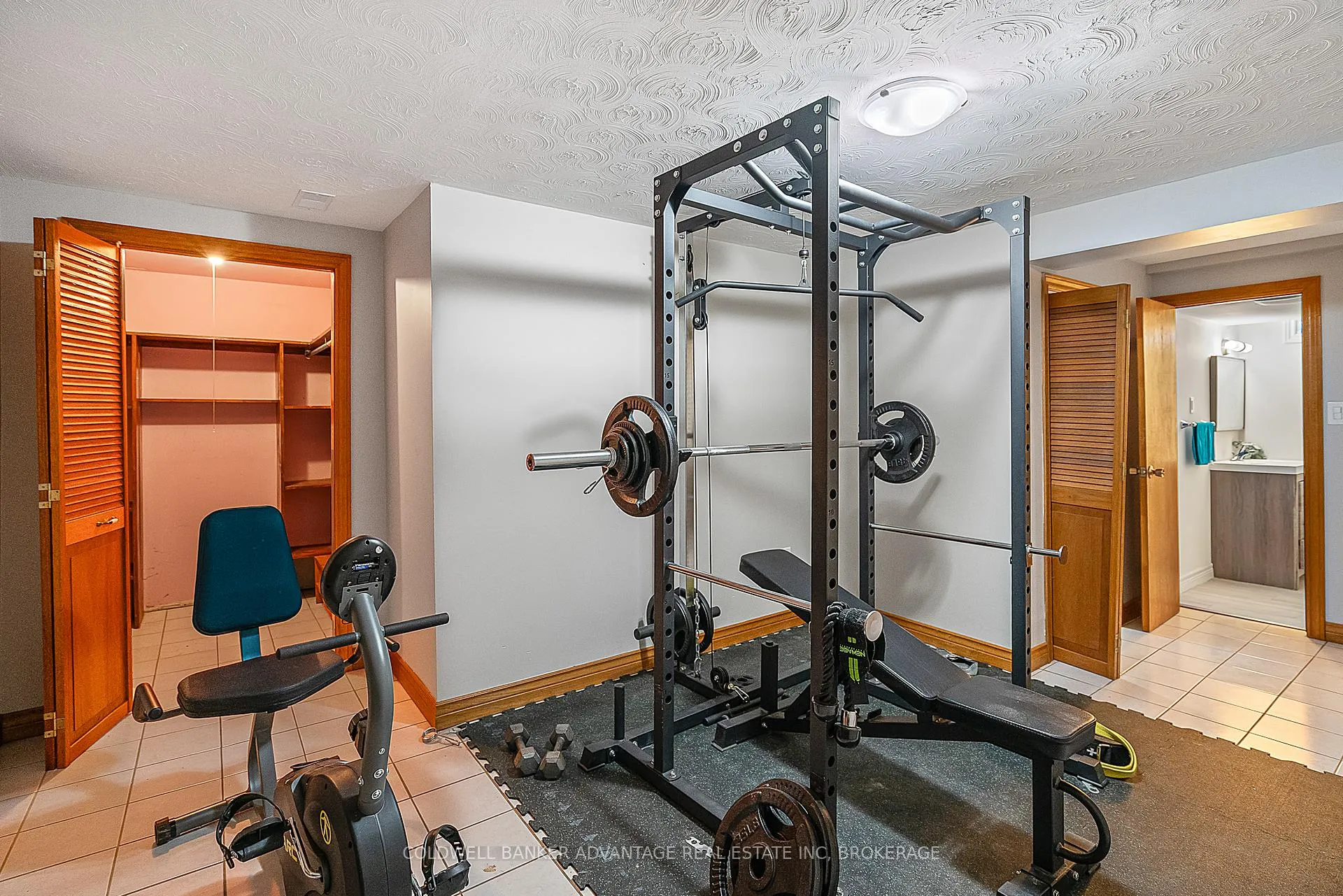 Photo 36 of 6808 Corwin Crescent, Niagara Falls, Dorchester — HOMEH