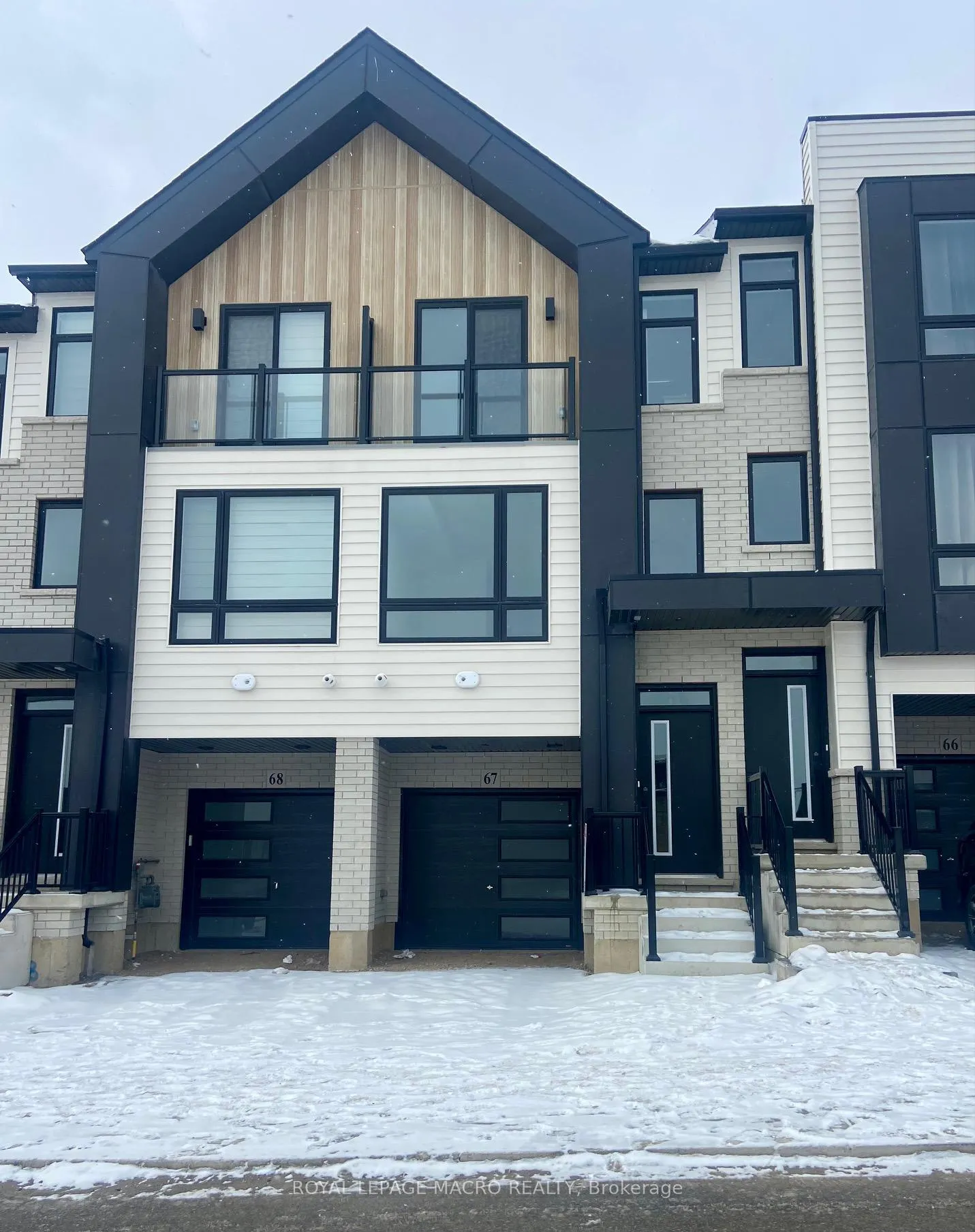 Photo 1 of Unit 67, 55 Tom Brown Drive, Brant, Paris — HOMEH