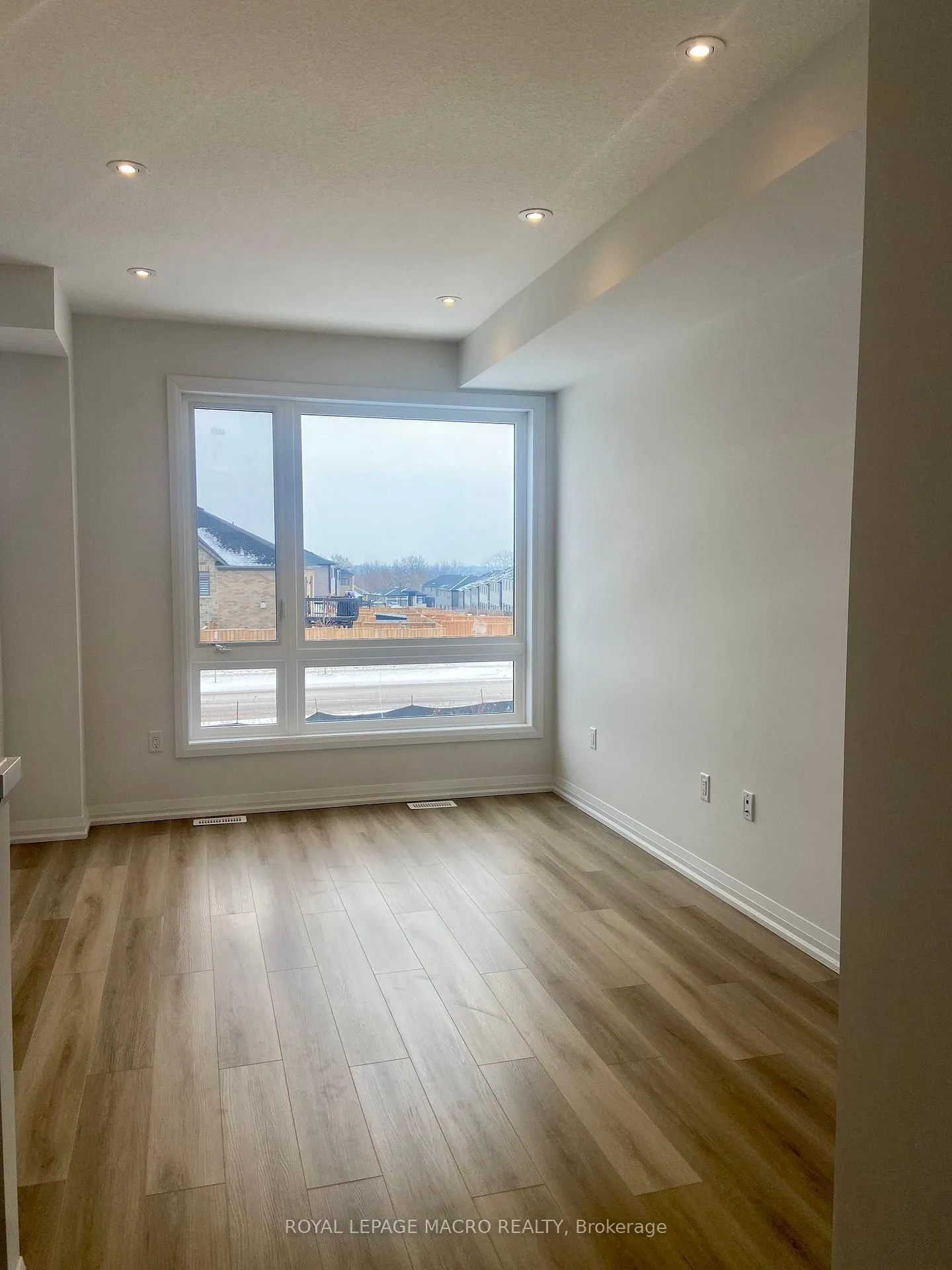 Photo 16 of Unit 67, 55 Tom Brown Drive, Brant, Paris — HOMEH