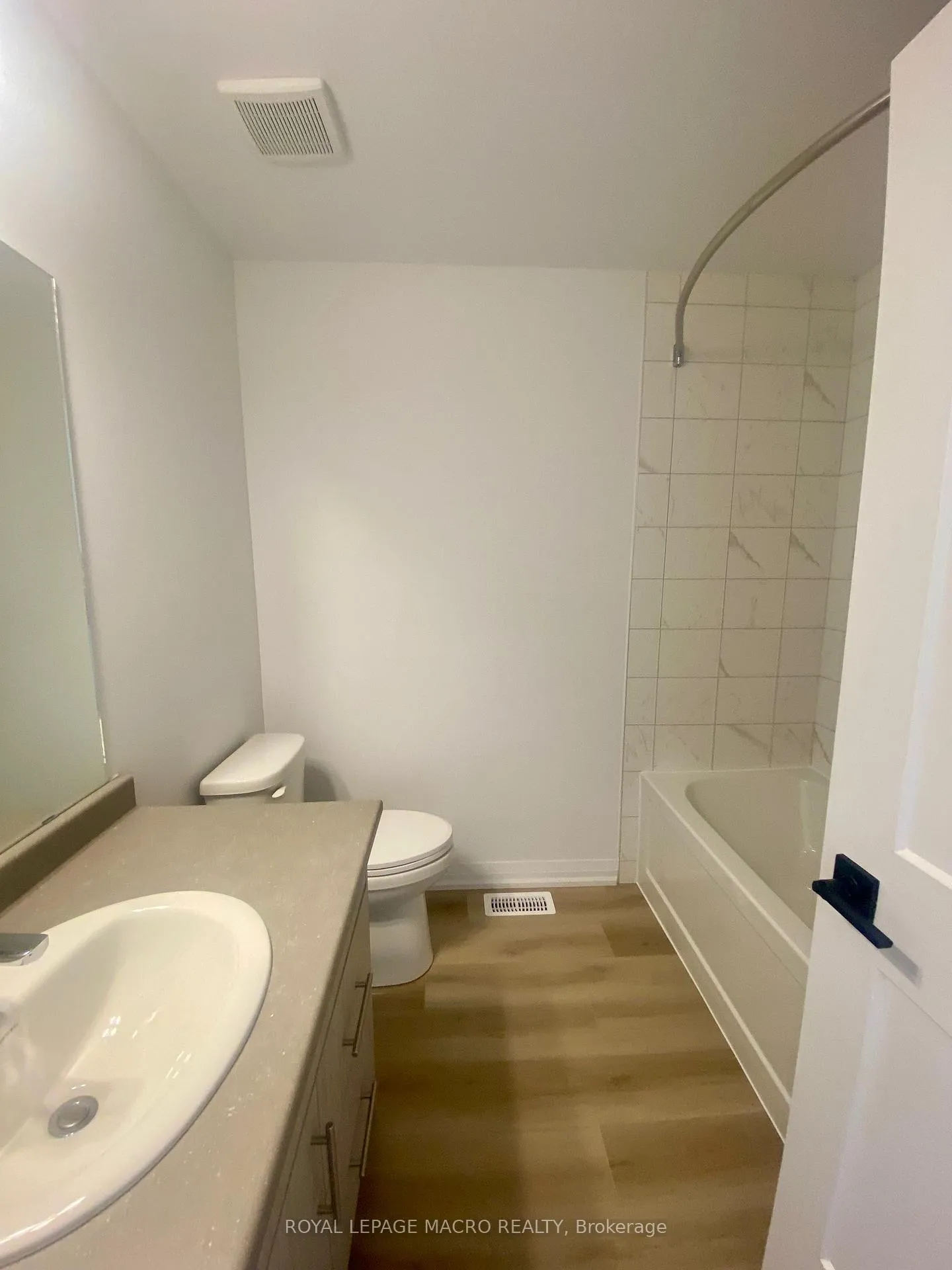 Photo 18 of Unit 67, 55 Tom Brown Drive, Brant, Paris — HOMEH