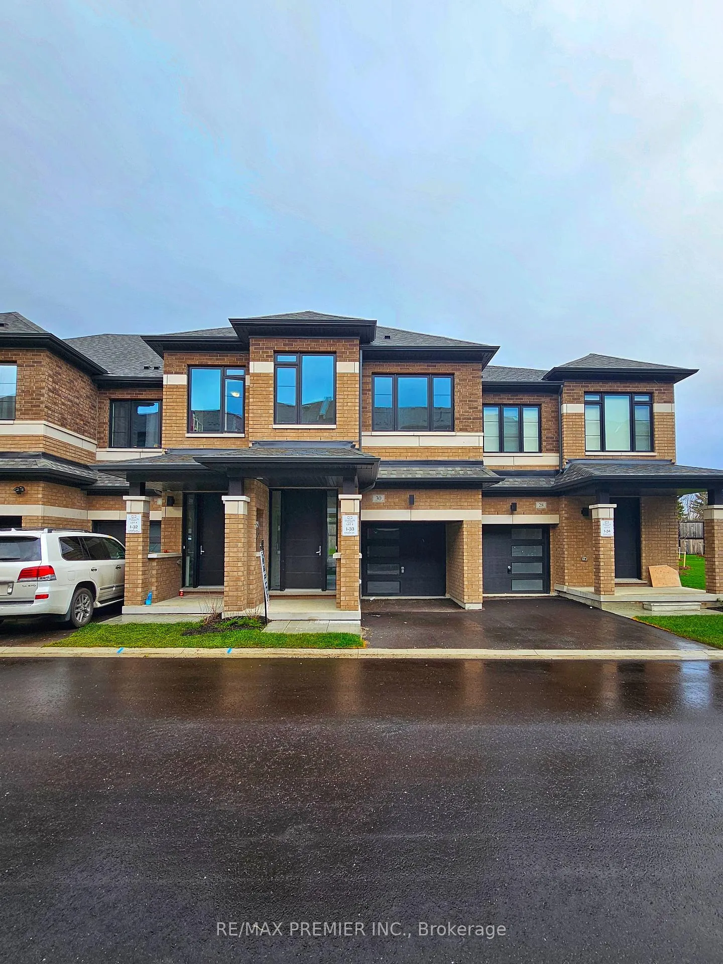 Photo 1 of 30 Bluebird Lane, Barrie, Painswick South — HOMEH