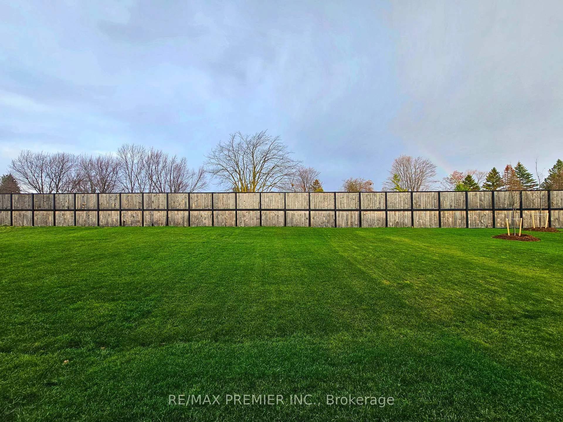 Photo 2 of 30 Bluebird Lane, Barrie, Painswick South — HOMEH