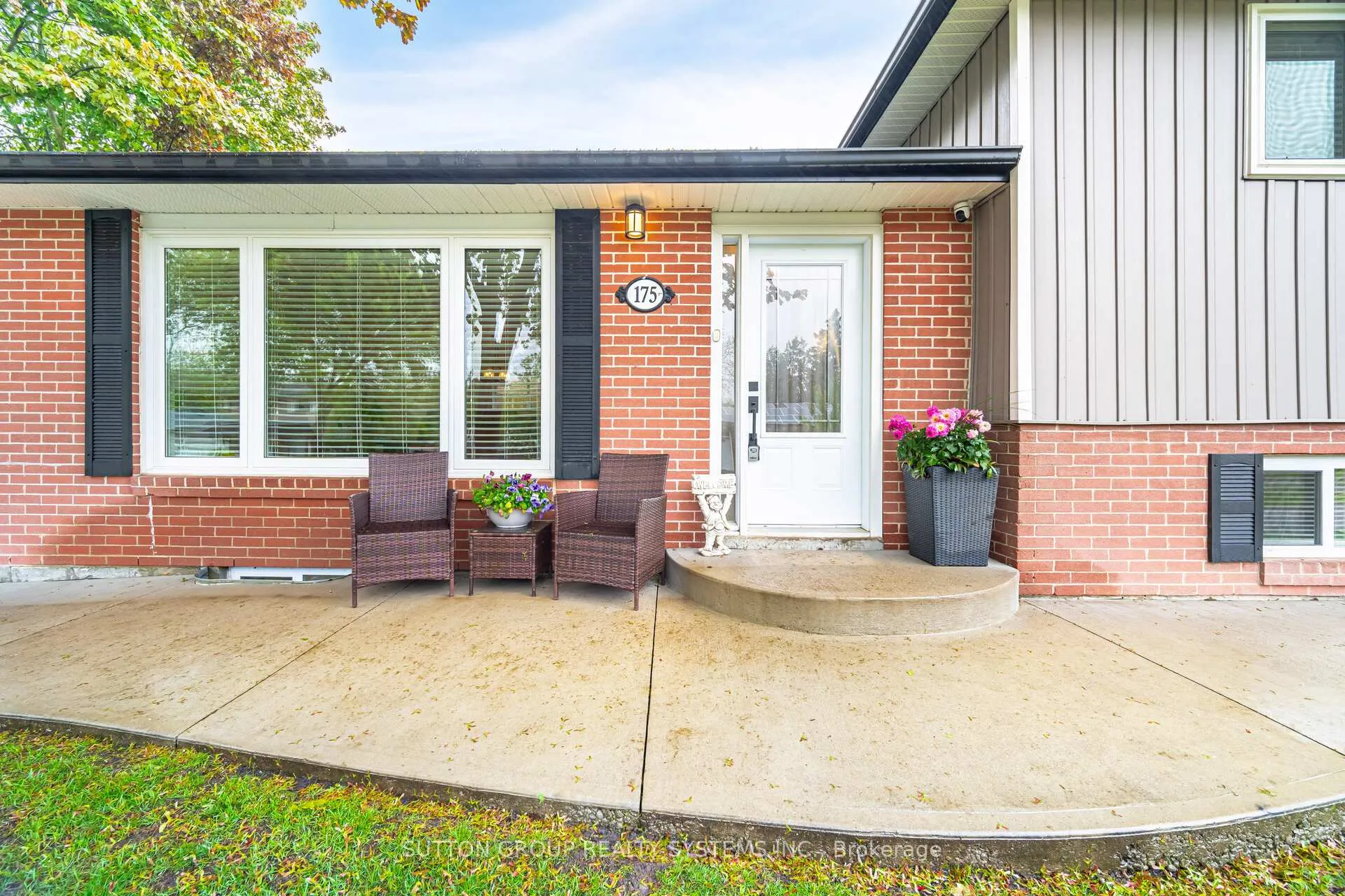 Photo 9 of 175 Connaught Crescent, Caledon, Bolton West — HOMEH