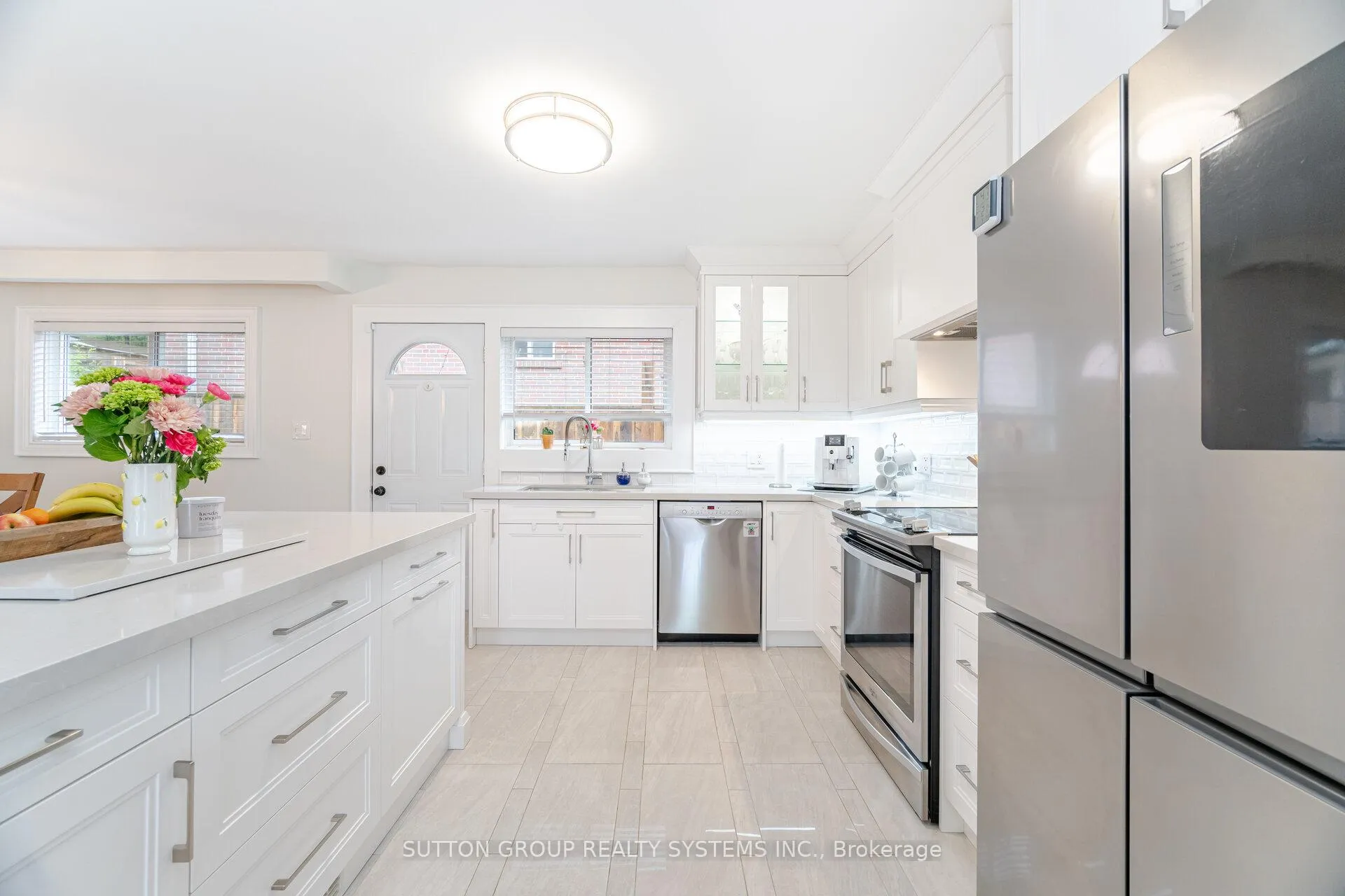 Photo 20 of 175 Connaught Crescent, Caledon, Bolton West — HOMEH