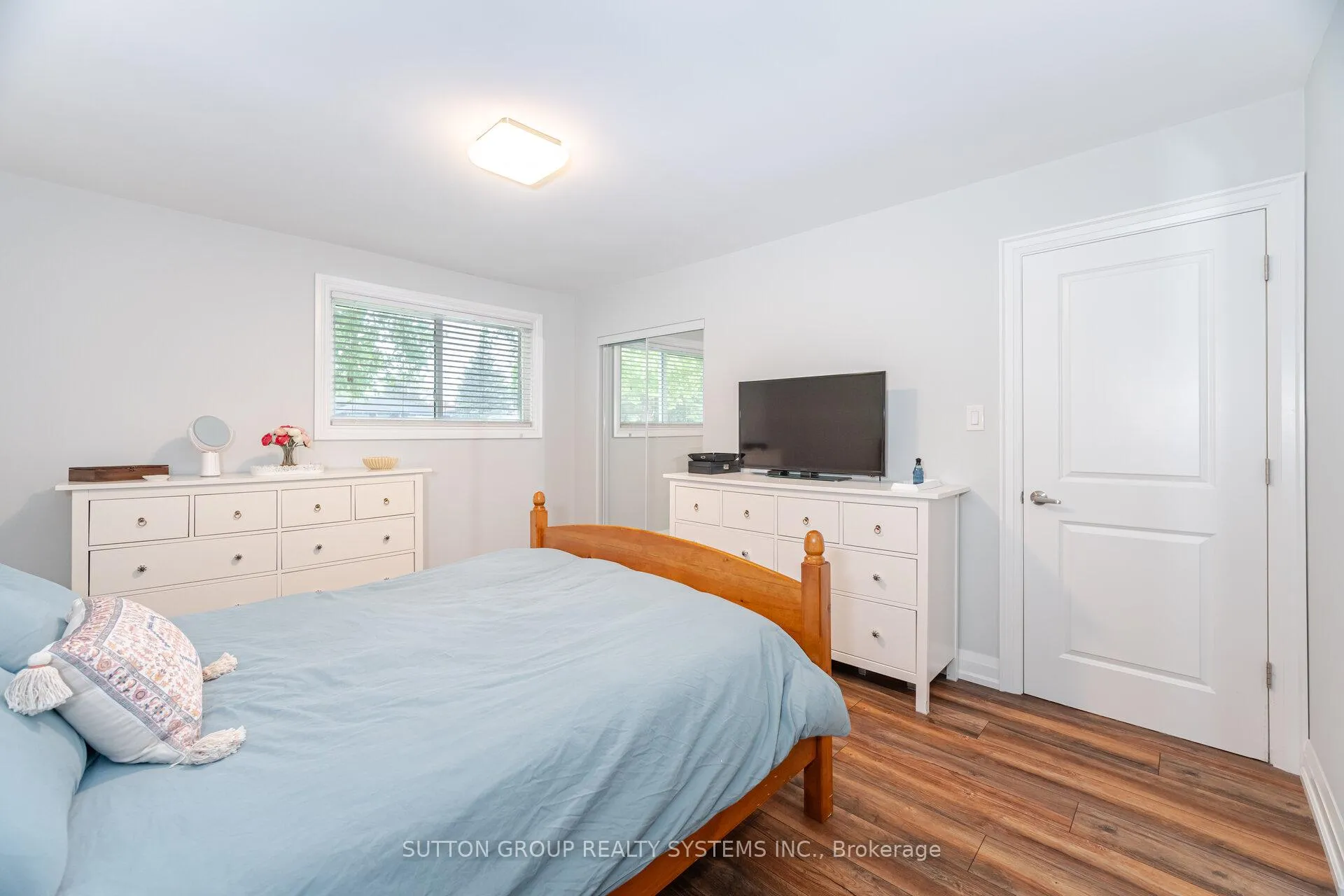 Photo 25 of 175 Connaught Crescent, Caledon, Bolton West — HOMEH