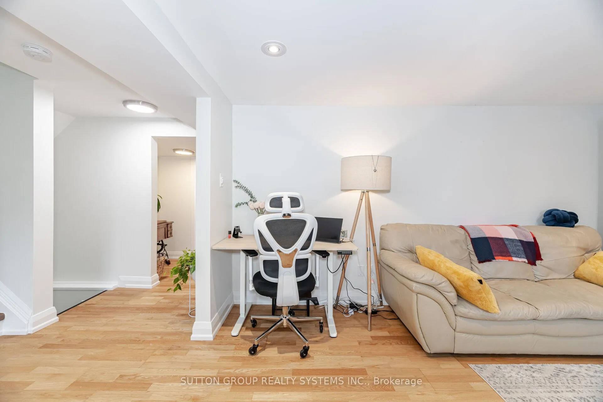 Photo 37 of 175 Connaught Crescent, Caledon, Bolton West — HOMEH