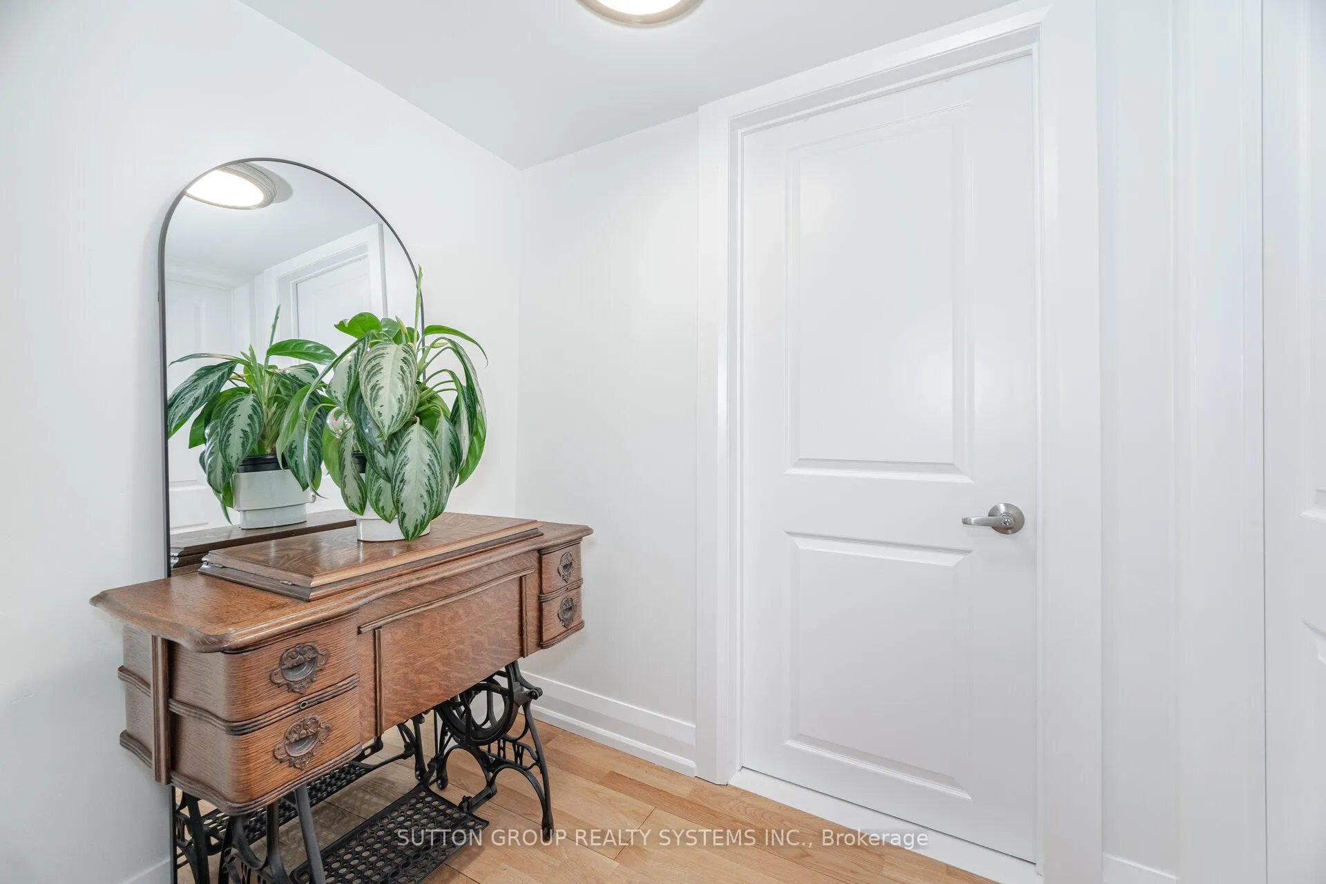 Photo 40 of 175 Connaught Crescent, Caledon, Bolton West — HOMEH